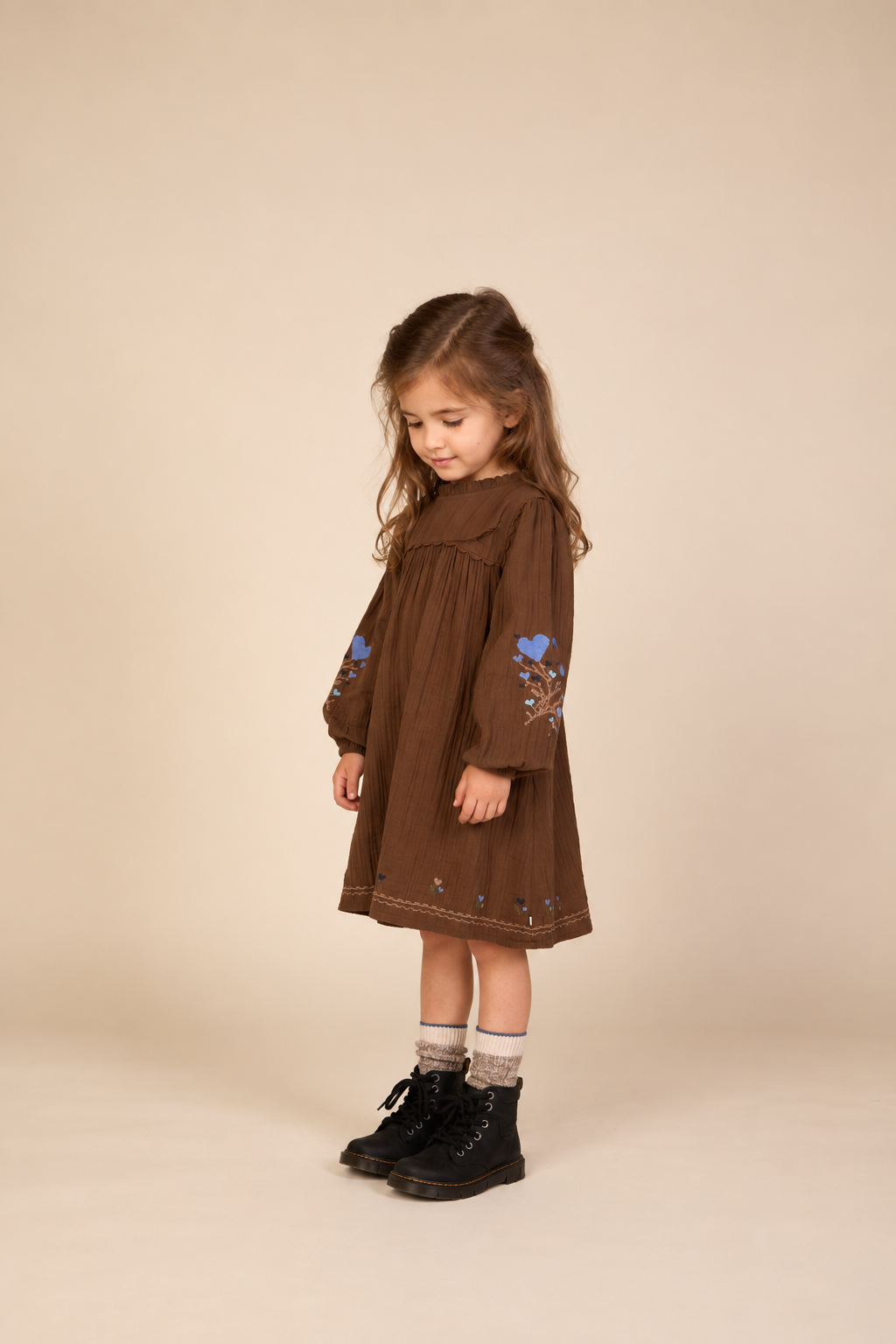 Double gauze-kjole med korsstingsbroderi Kids - Brown | 101467 Laureen