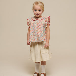 Poplintop med blomsterprint og flæse - Kids - Rose | 100948 Poppy