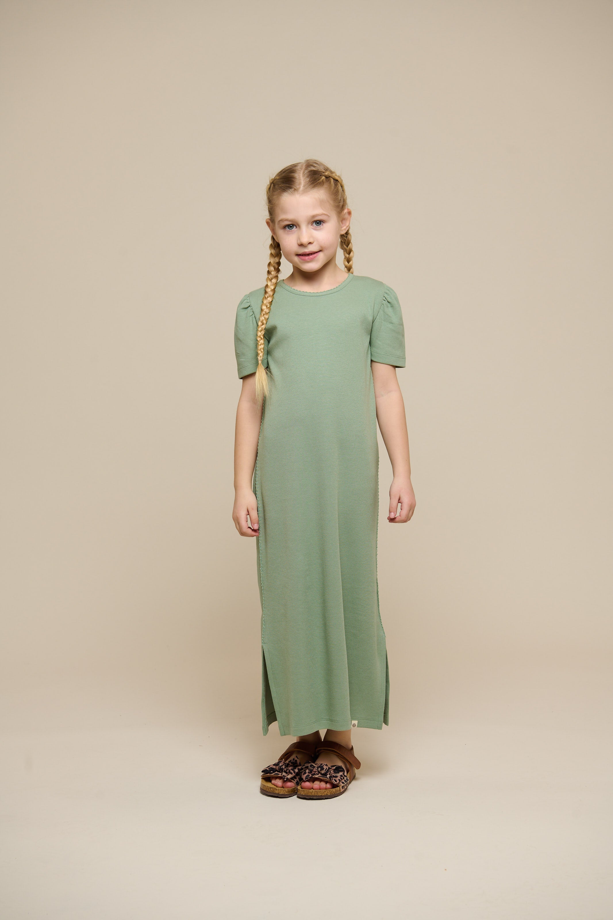 Lang T-shirt-kjole i modalrib - Tween - Dusty Green | 101295 Lottie
