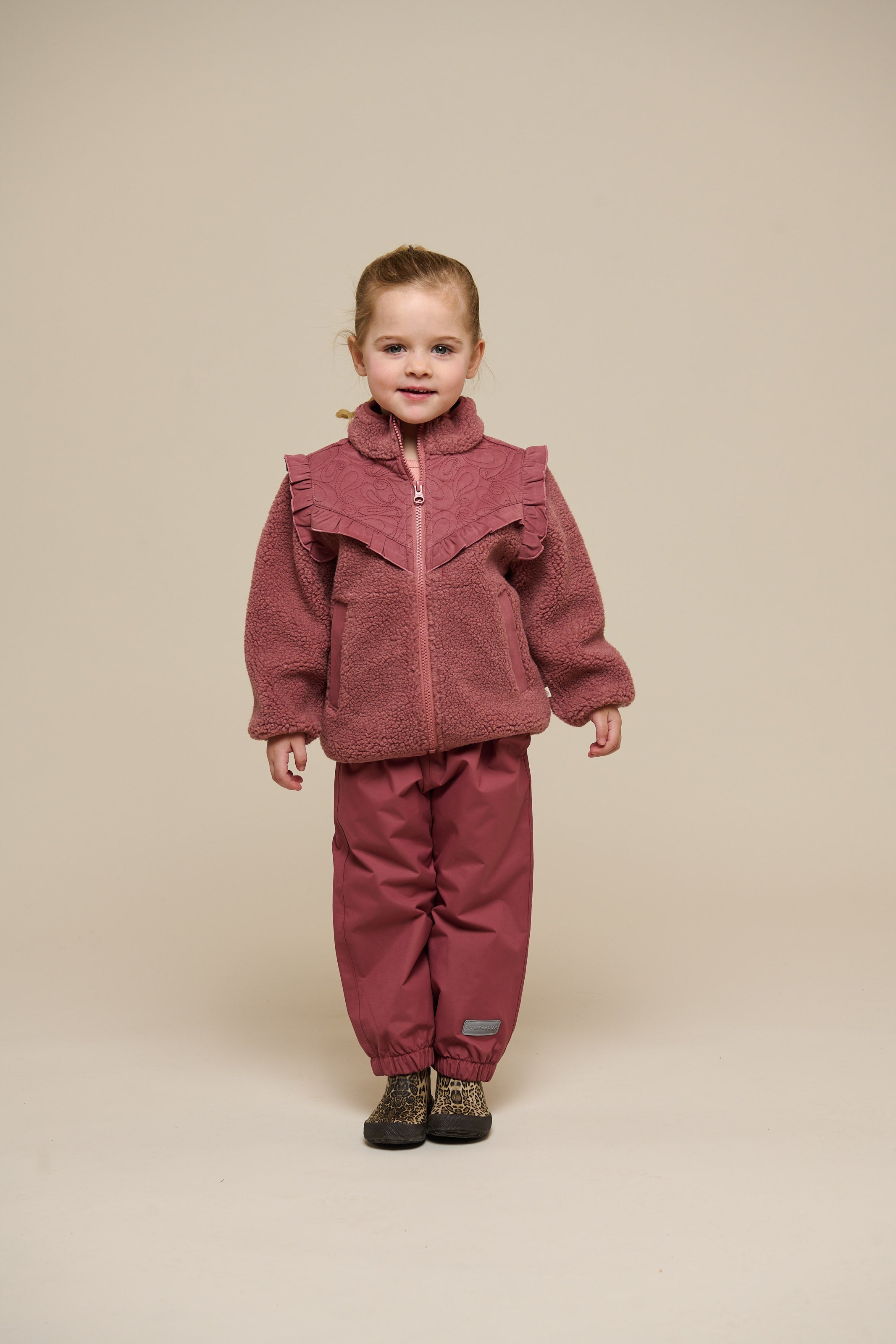 Teddyjakke med lynlås og flæser - Kids - Old Rose | 100636 Madison