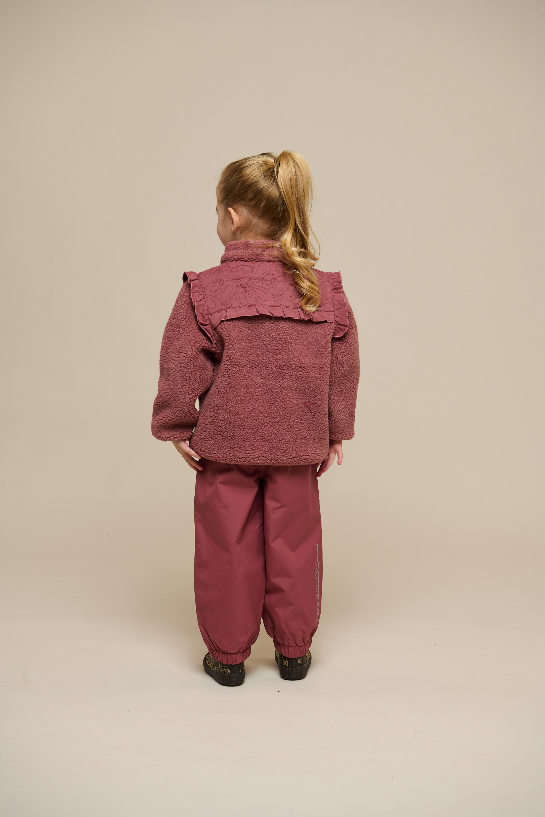 Teddyjakke med lynlås og flæser - Kids - Old Rose | 100636 Madison