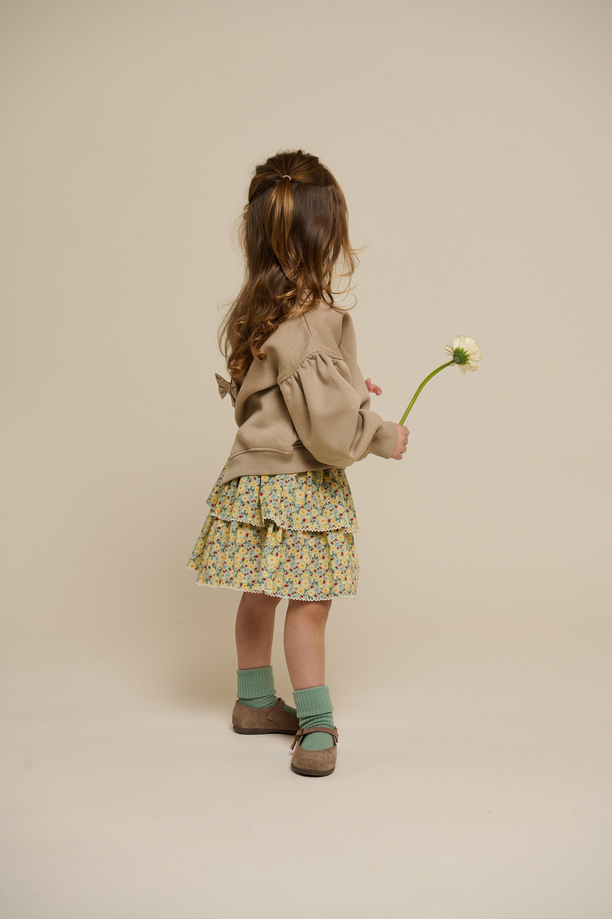 Sweatshirt med sløjfedetaljer - Kids - Caffe Latte | 100816 Ruth