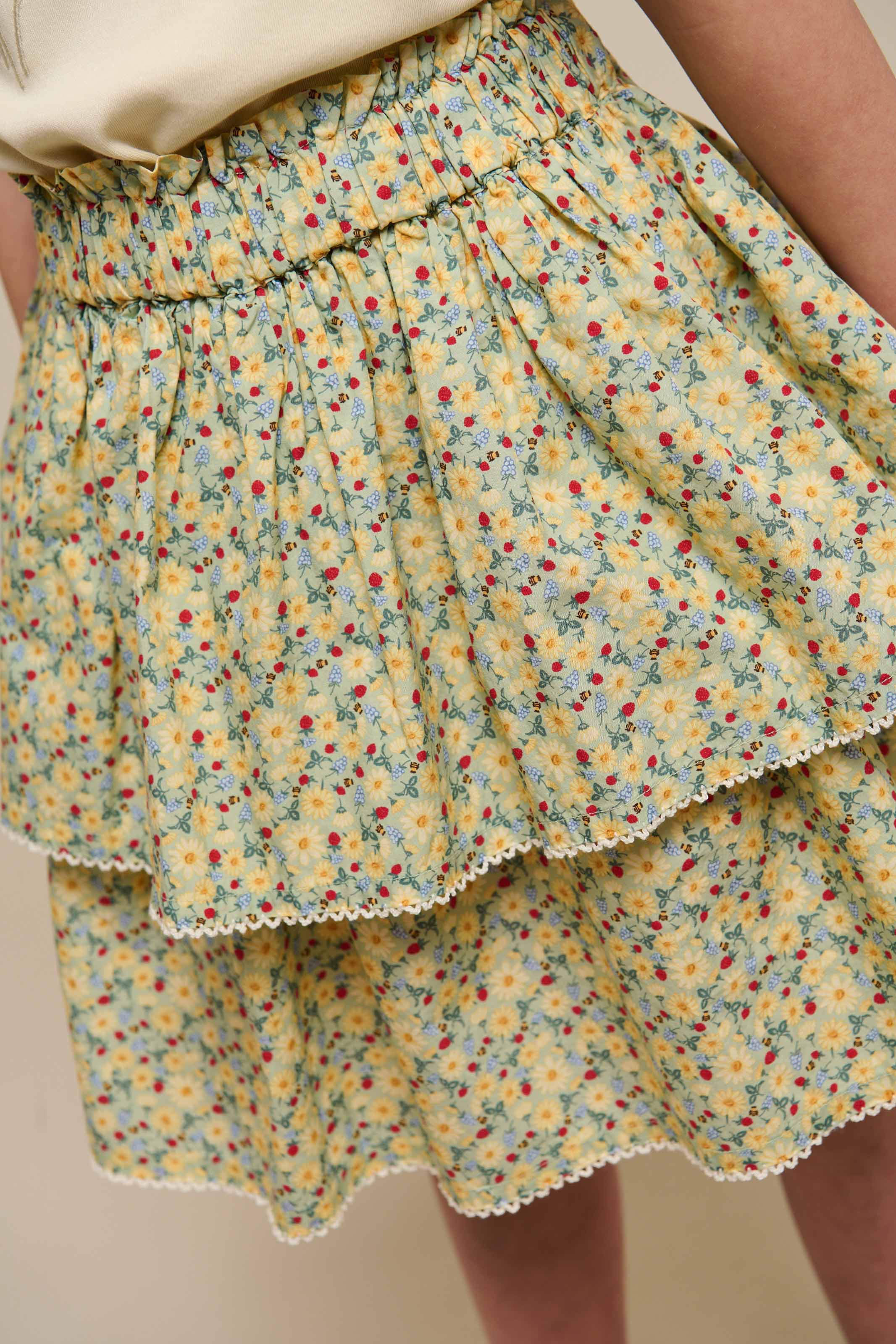 Poplinnederdel med blomsterprint og flæse - Tween - Green | 100955 Poppy