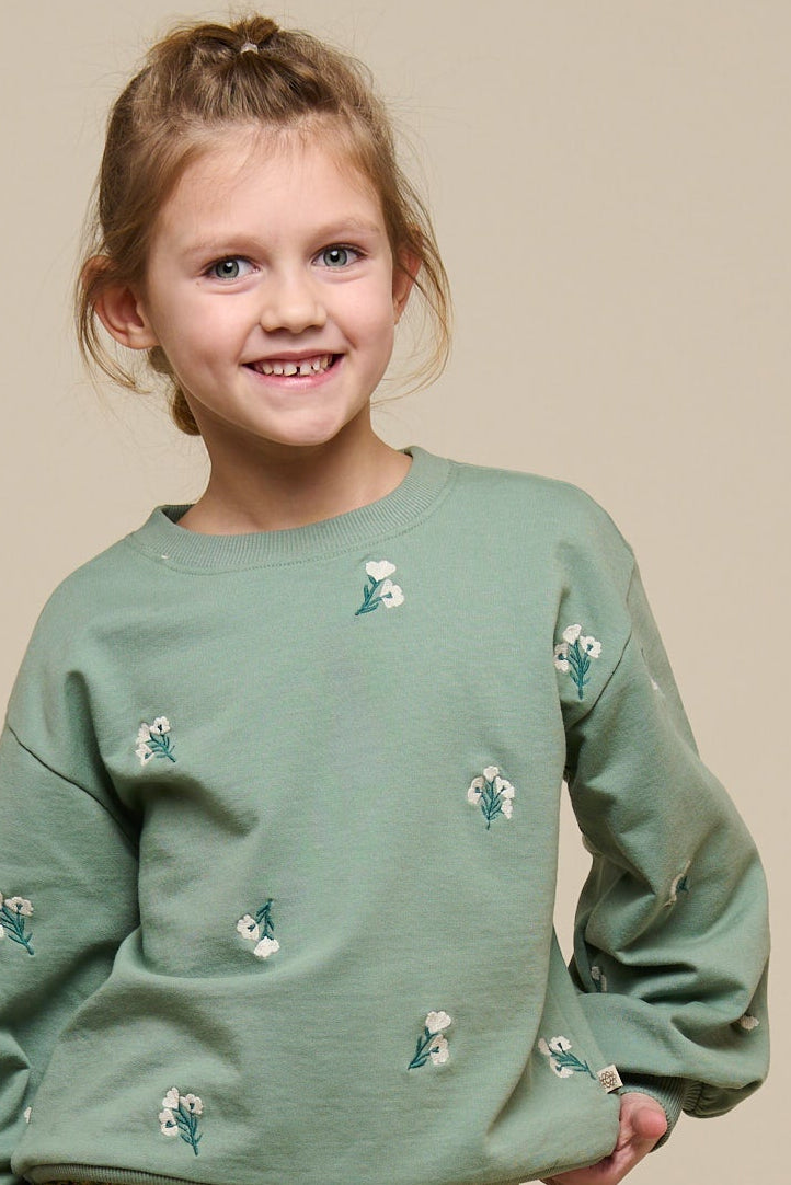 Broderet crewneck sweatshirt - Tween - Dusty Green | 101212 Kimber