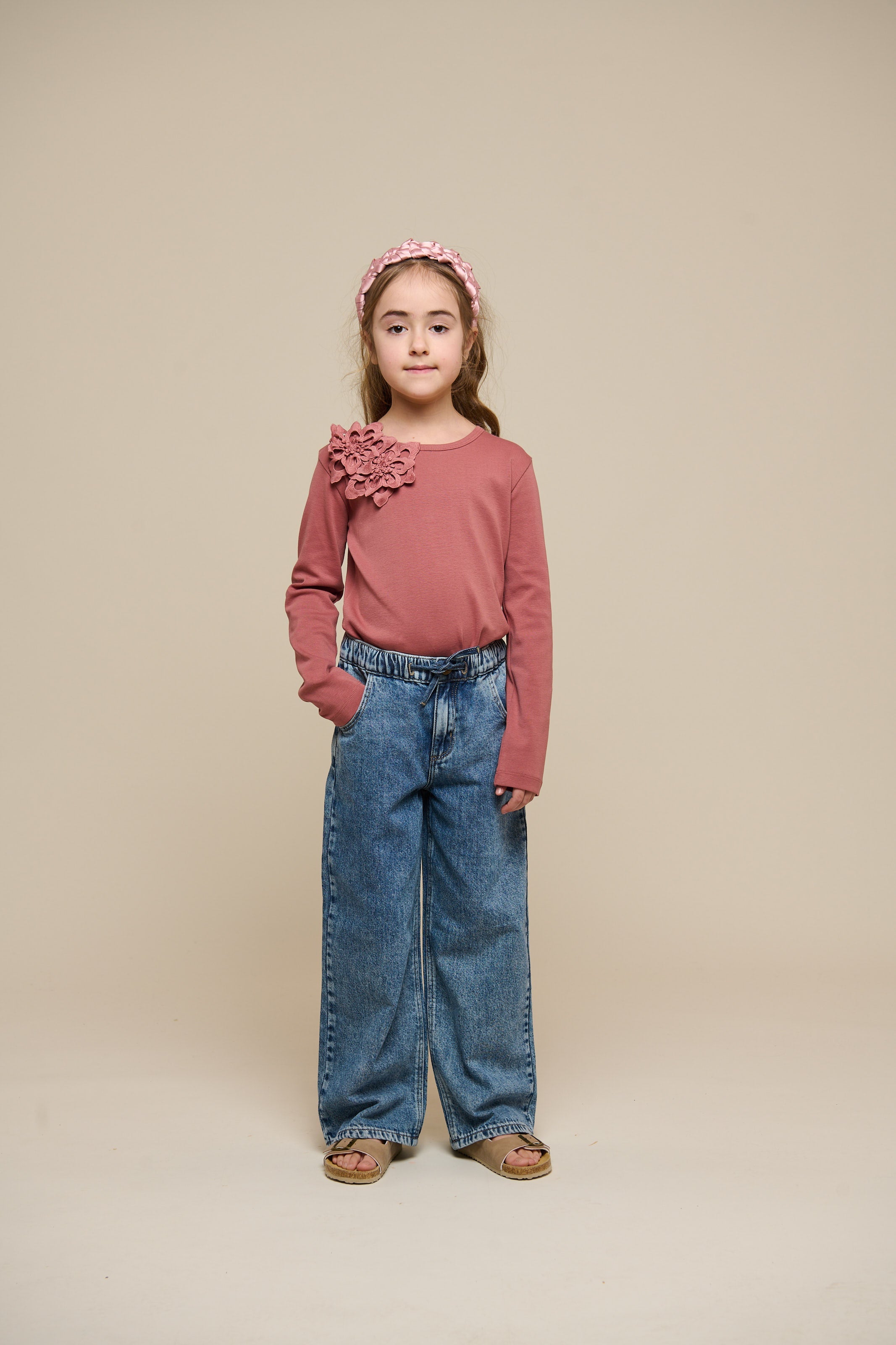 T-shirt med blomsterapplikation - Tween - Old Rose | 101234 Sarah
