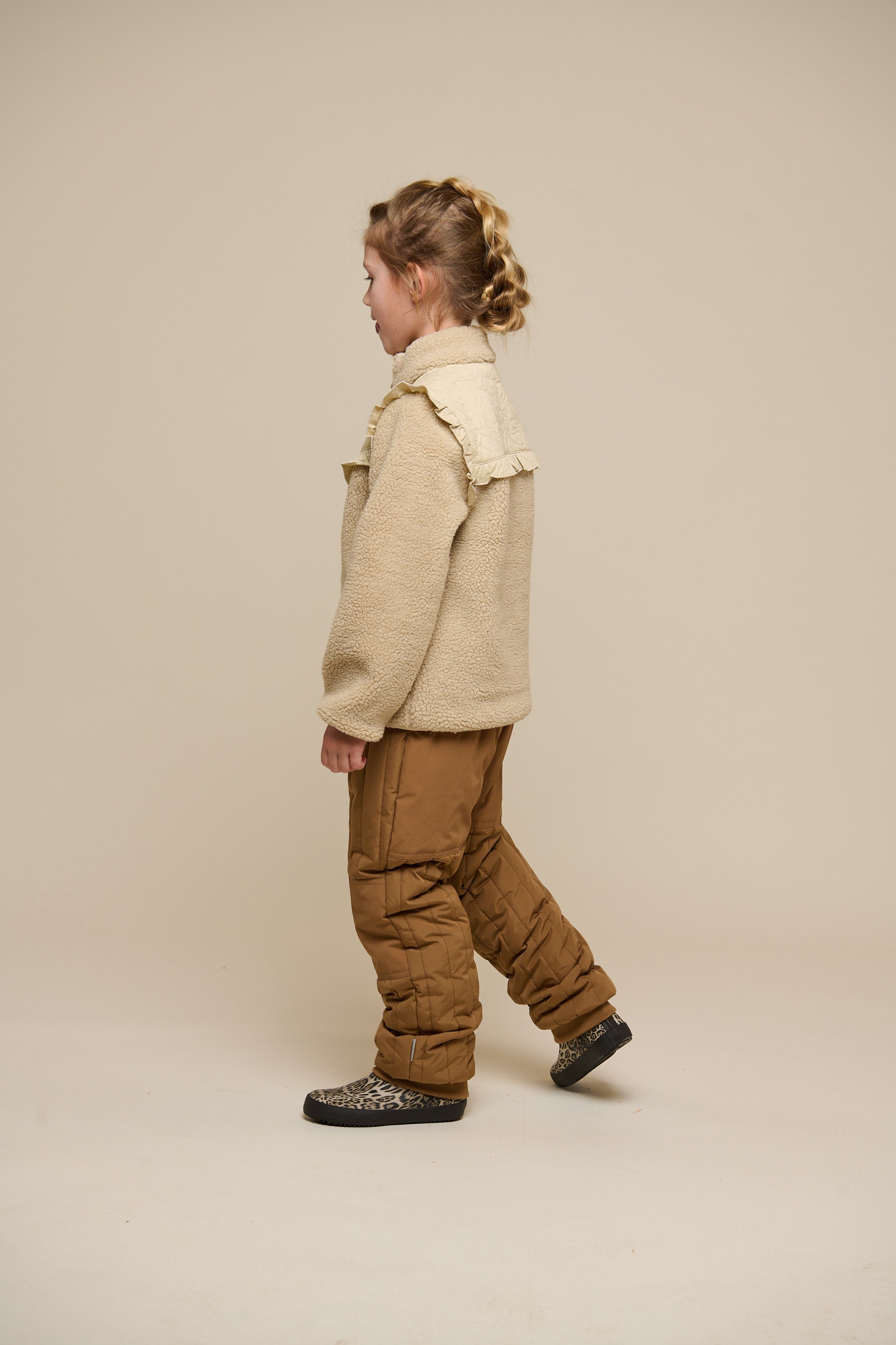 Teddyjakke med lynlås og flæser - Tween - Nature | 100639 Madison