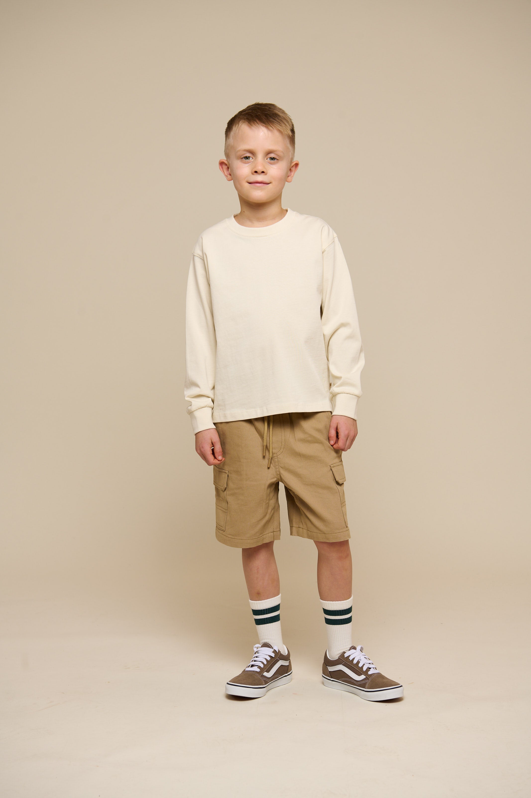Oversize langærmet T-shirt - Tween - Off White | 100853 August