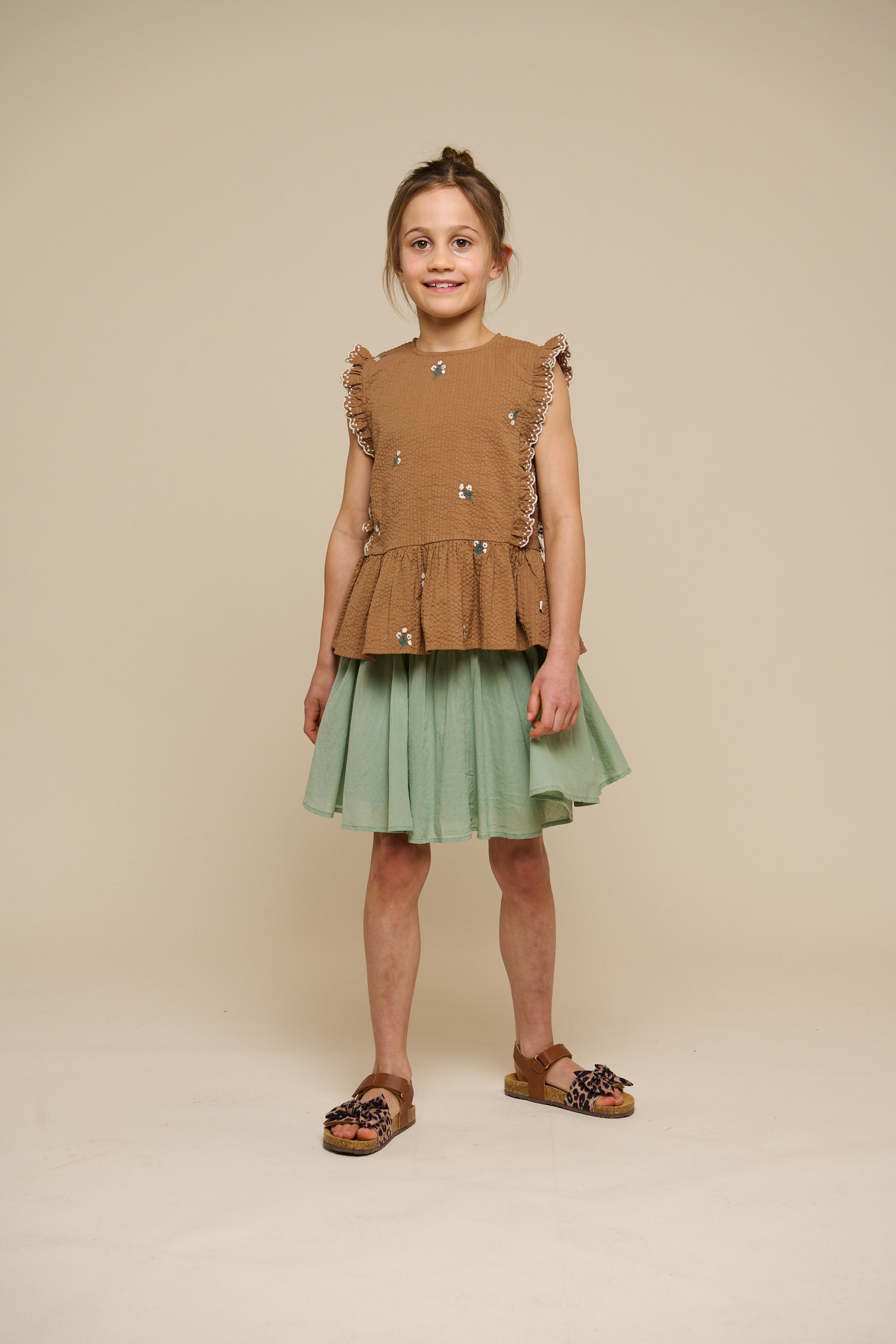 Broderet seersucker top - Tween - Coconut | 100983 Nora
