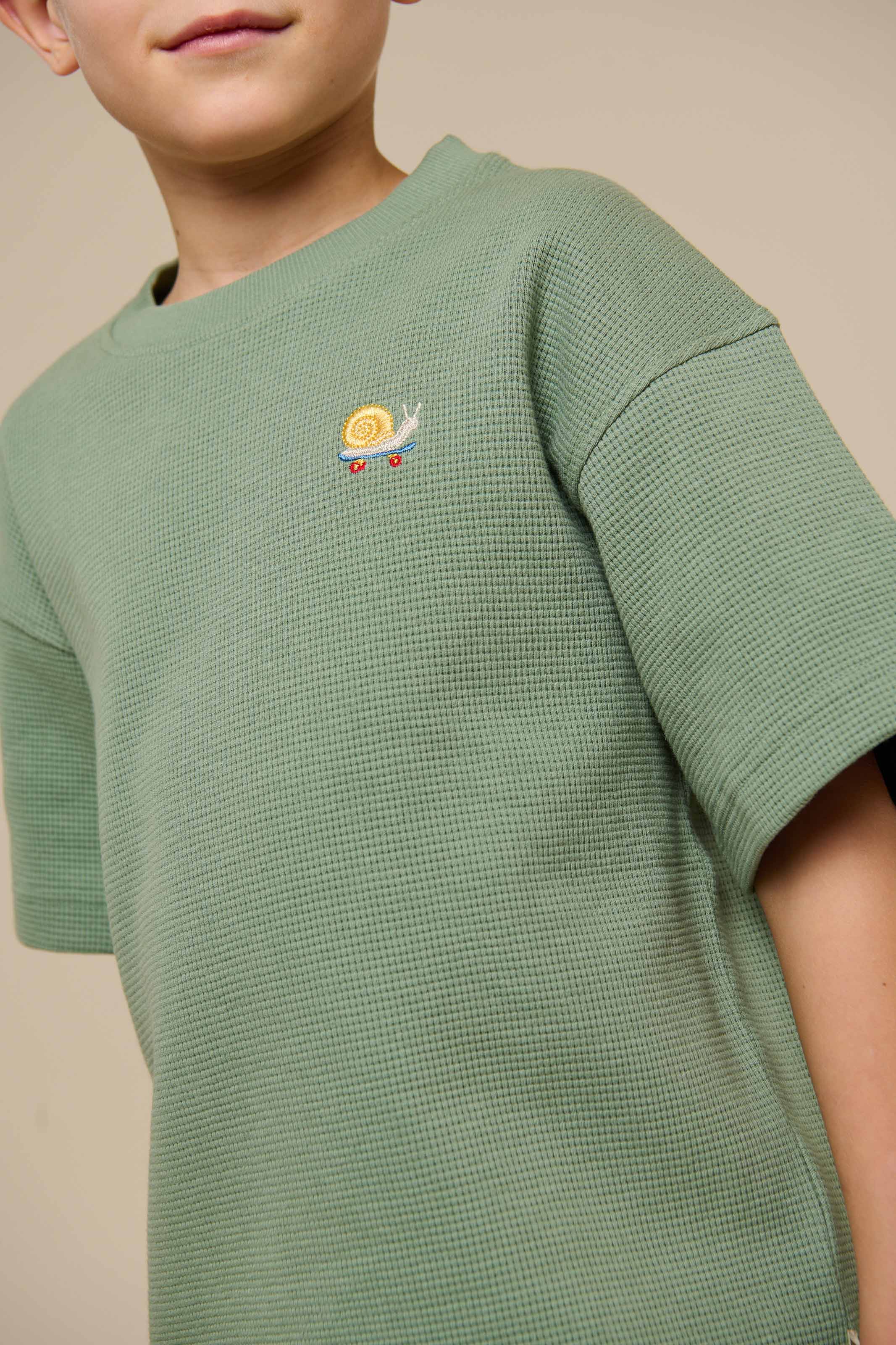 Vaffelstrikket T-shirt - Tween - Dusty Green | 101156 Evan