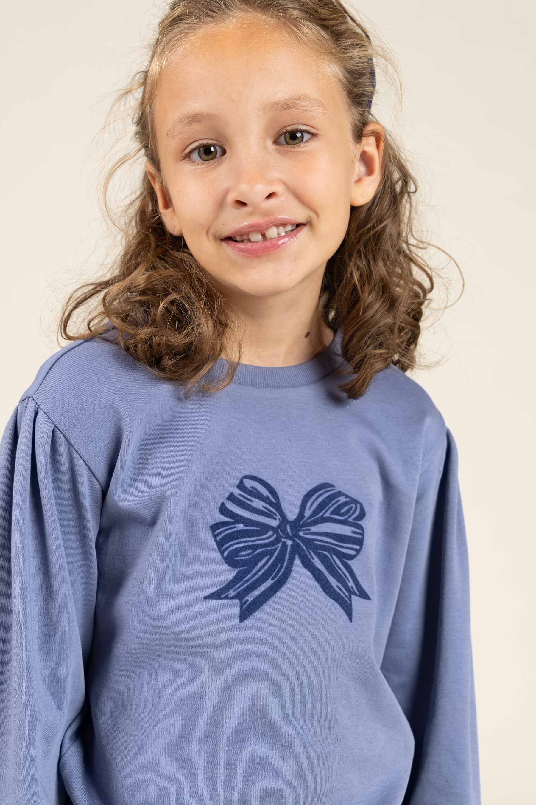 Langærmet T-shirt i m. Print - Tween - Blue | 100851 Kendell