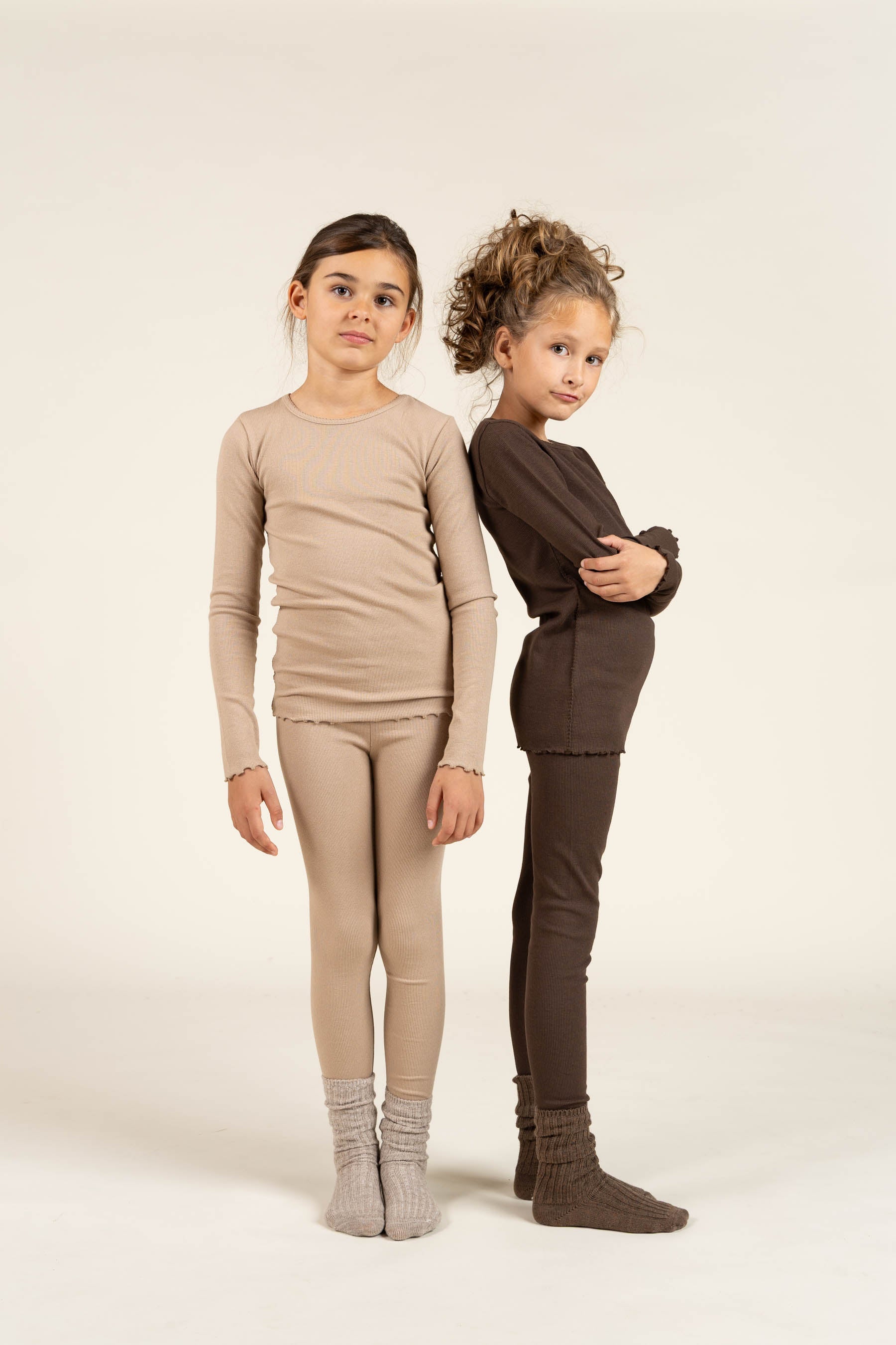 Rib-leggings i Modal - Tween - Chocolate | 100585 Mia