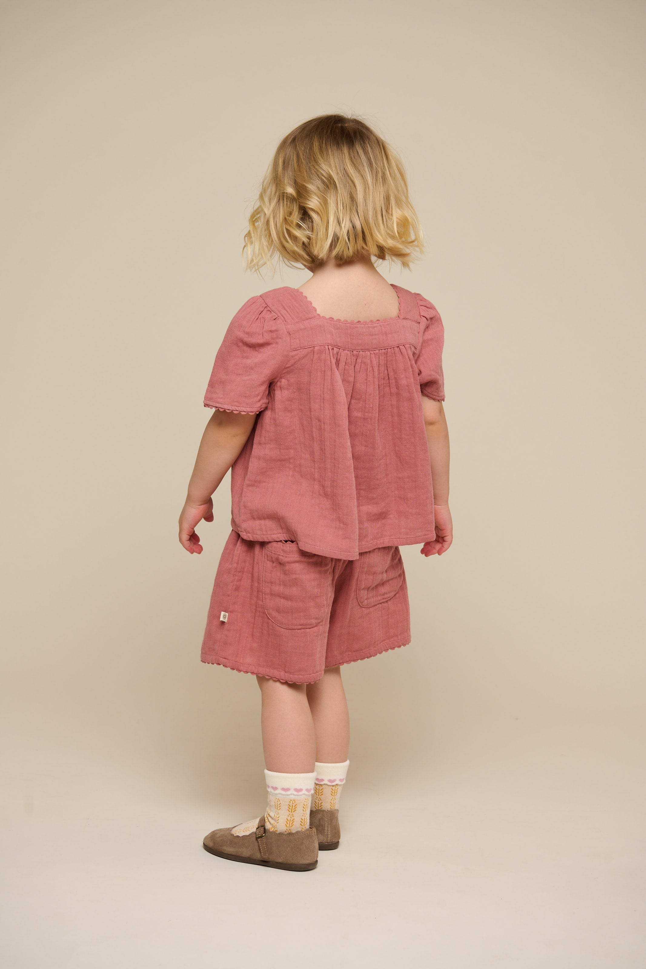 Bluse i musselin med korte ærmer - Kids - Old Rose | 100920 Jasmine