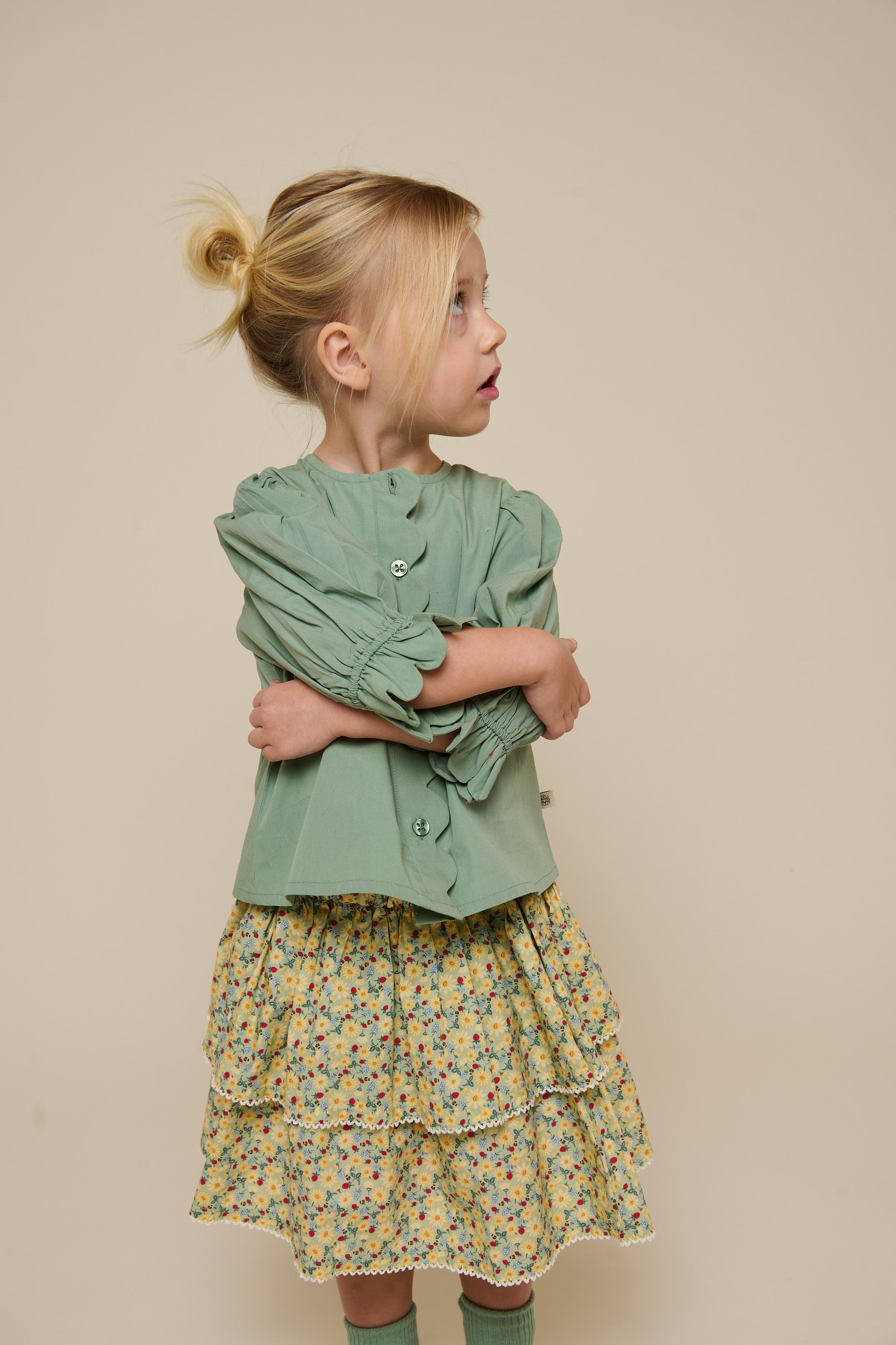 Poplinbluse med muslingekant - Kids - Dusty Green | 101047 Joy
