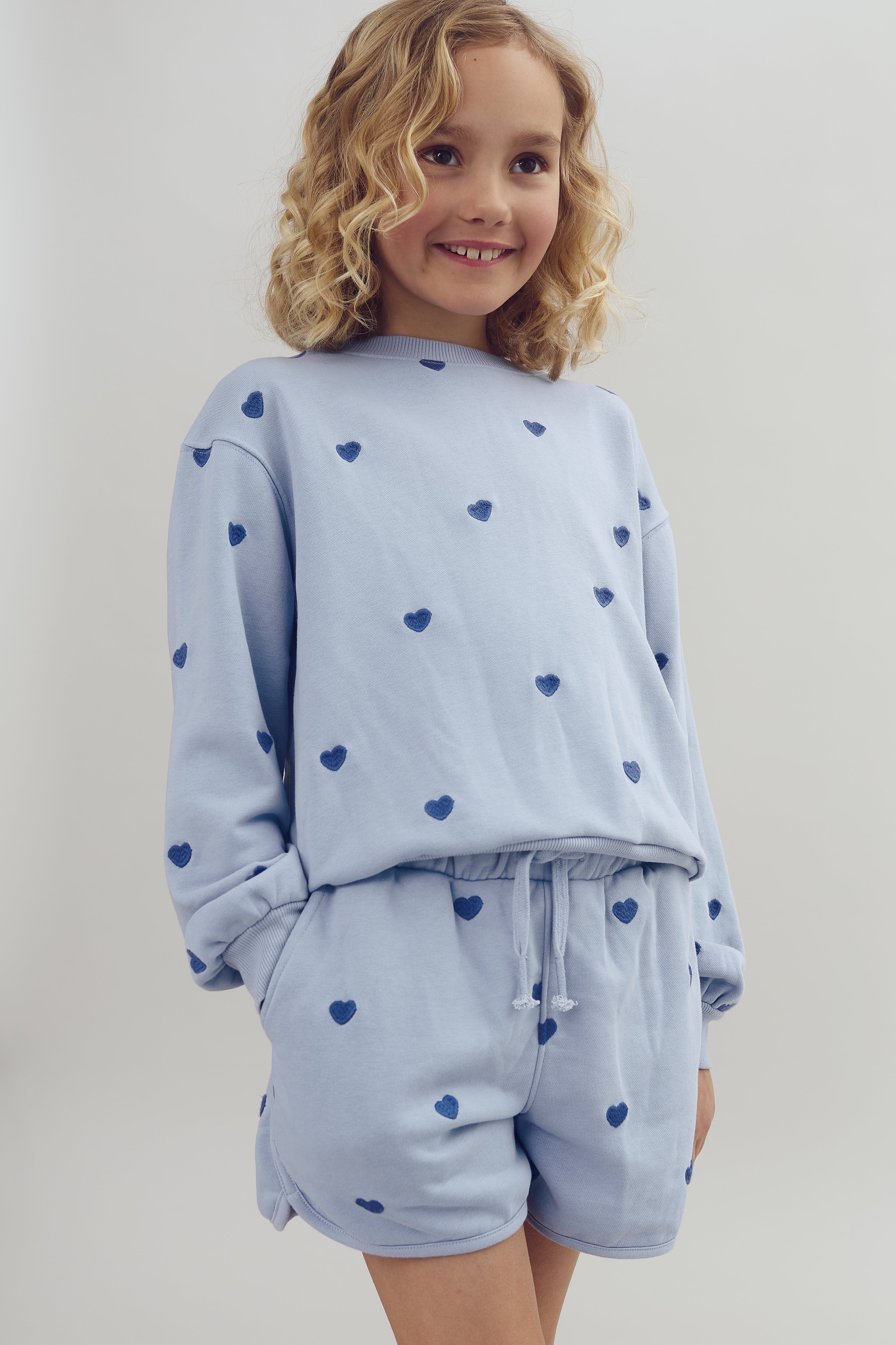 Sweatshirt med broderi - Tween - Blå | 100414 Liva