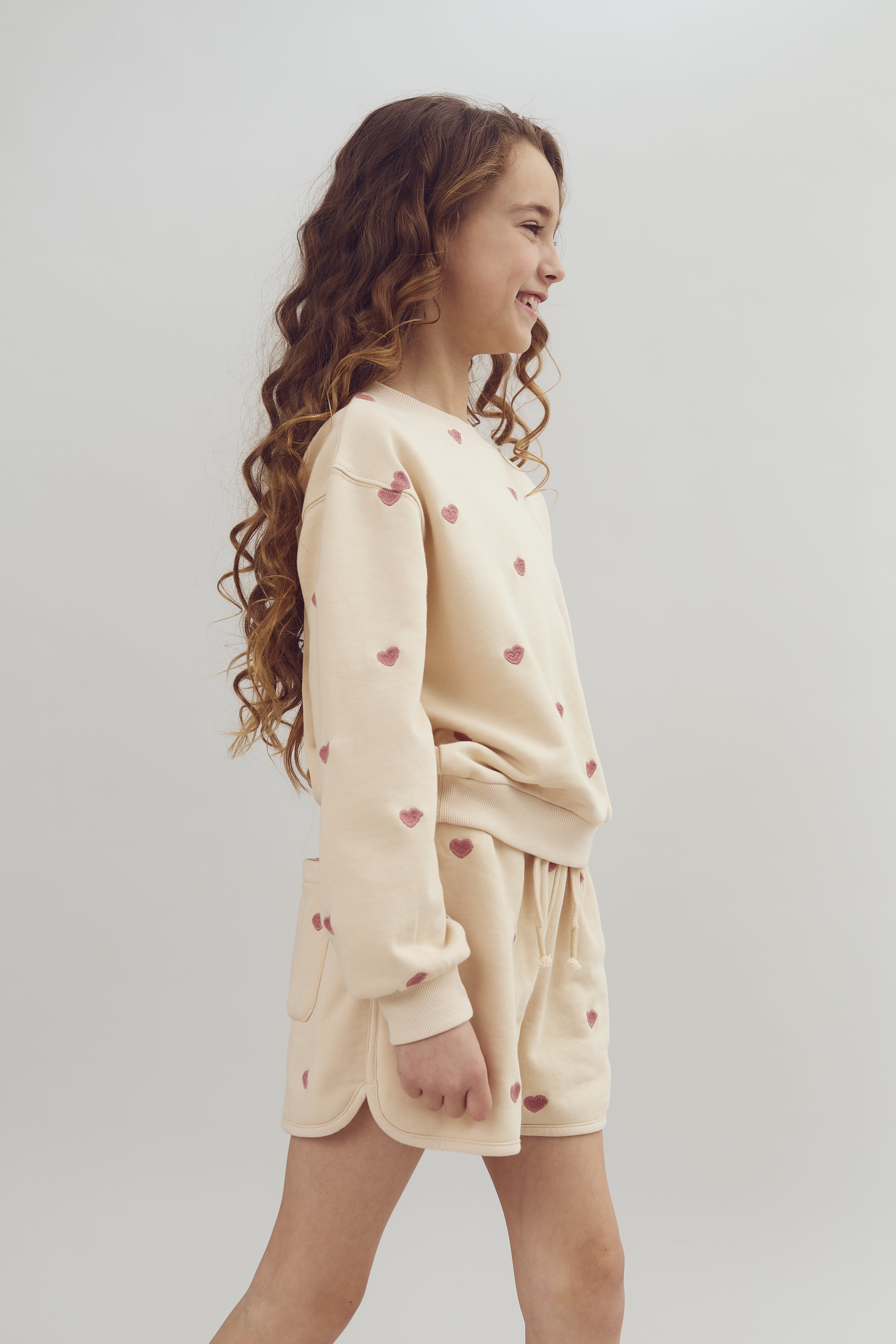 Sweatshorts med broderi - Tween - Rose | 100198 Liva