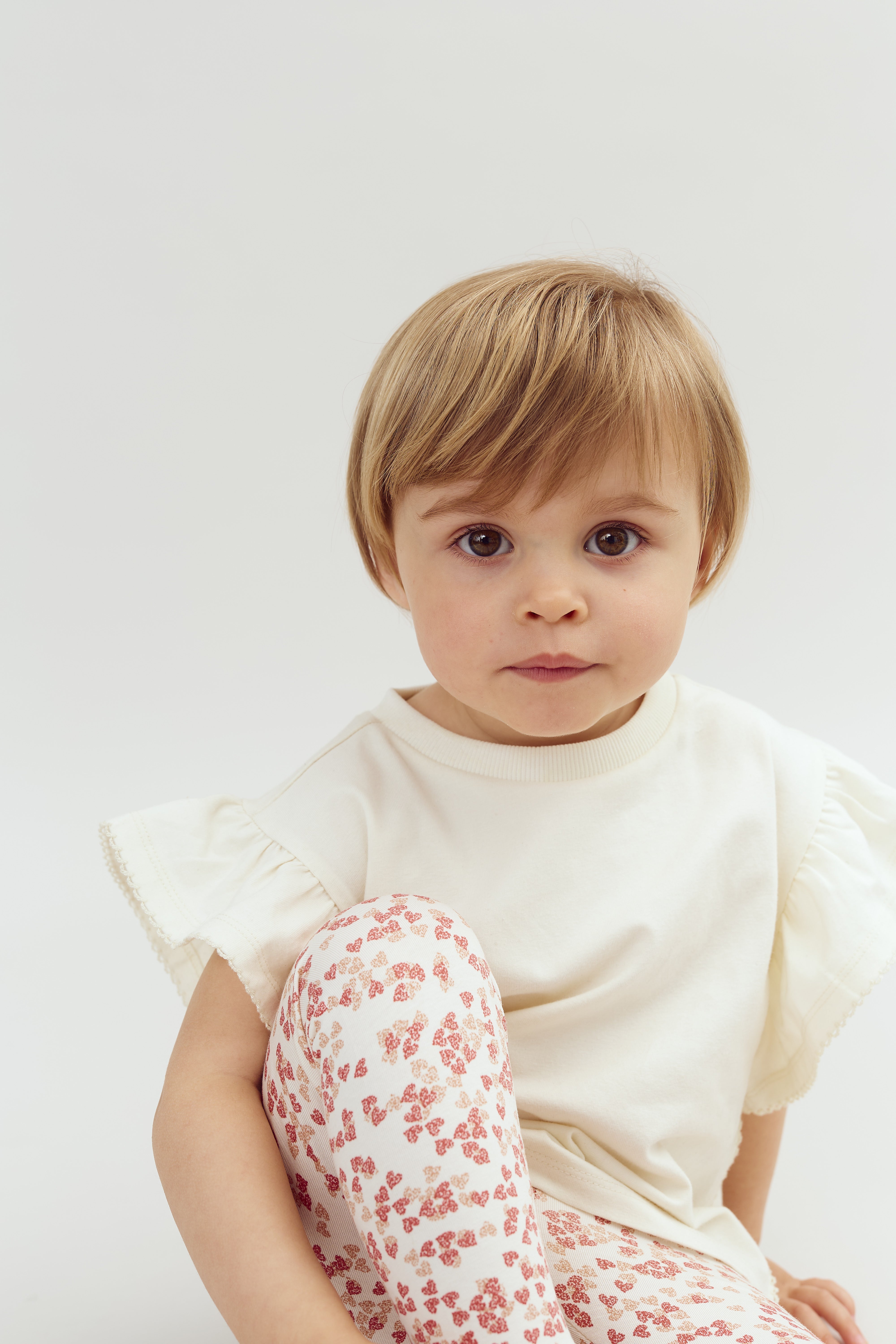 T-Shirt med Flæseærme og Picotkant - Off White | 100254 Vilde