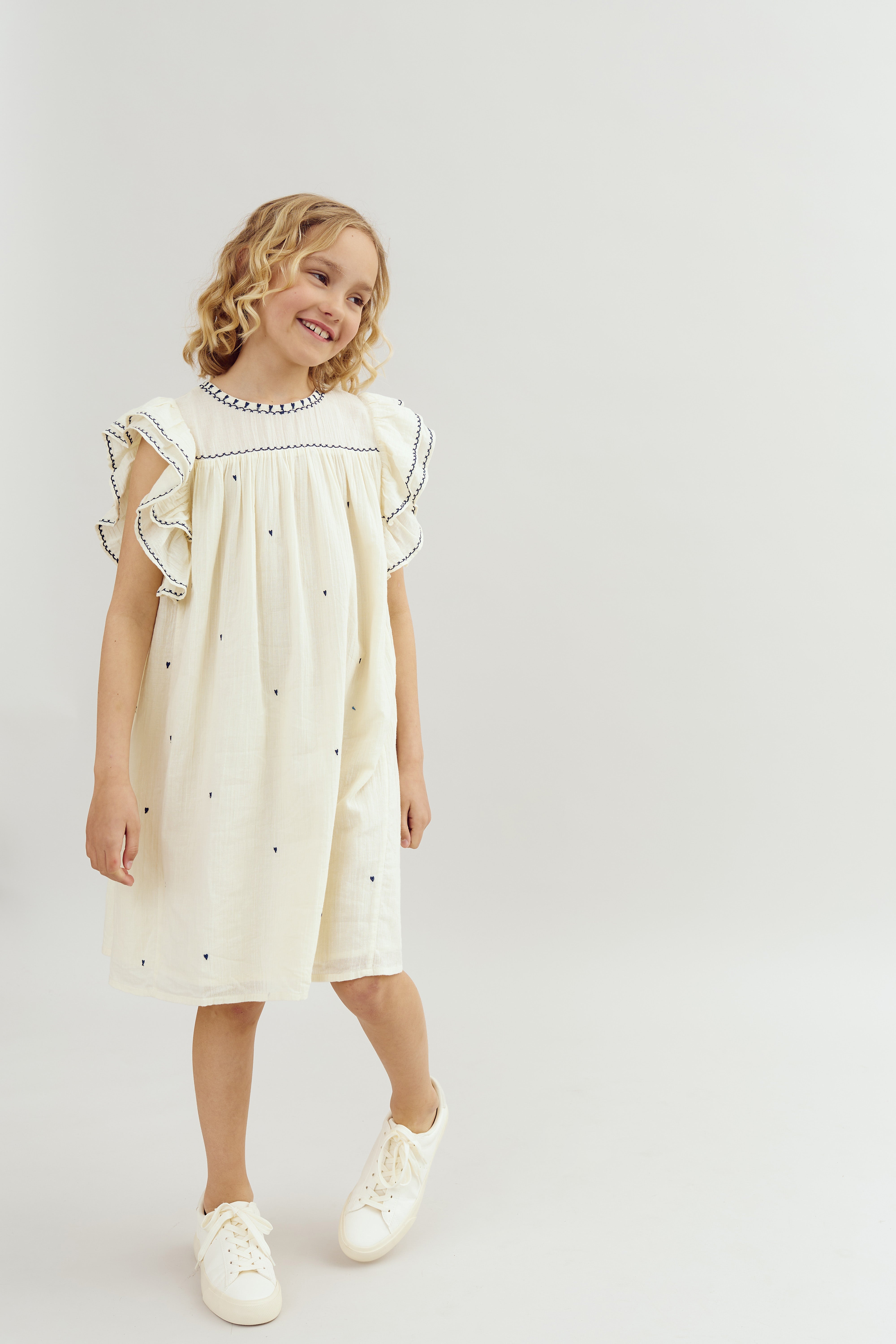 Kjole med Kontrastbroderi - Tween - Off White | 100481 Harper