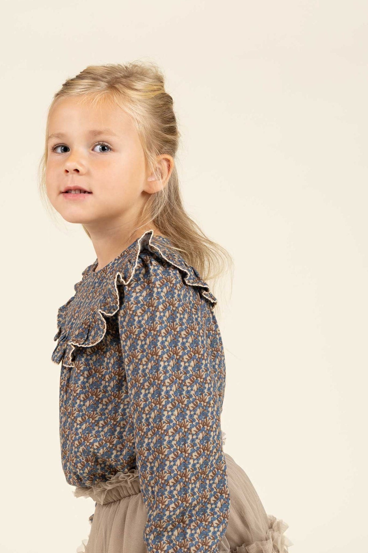 Vendbar Bluse i Printet Musselin - Kids - Blue / Brown | 100729 Maggie