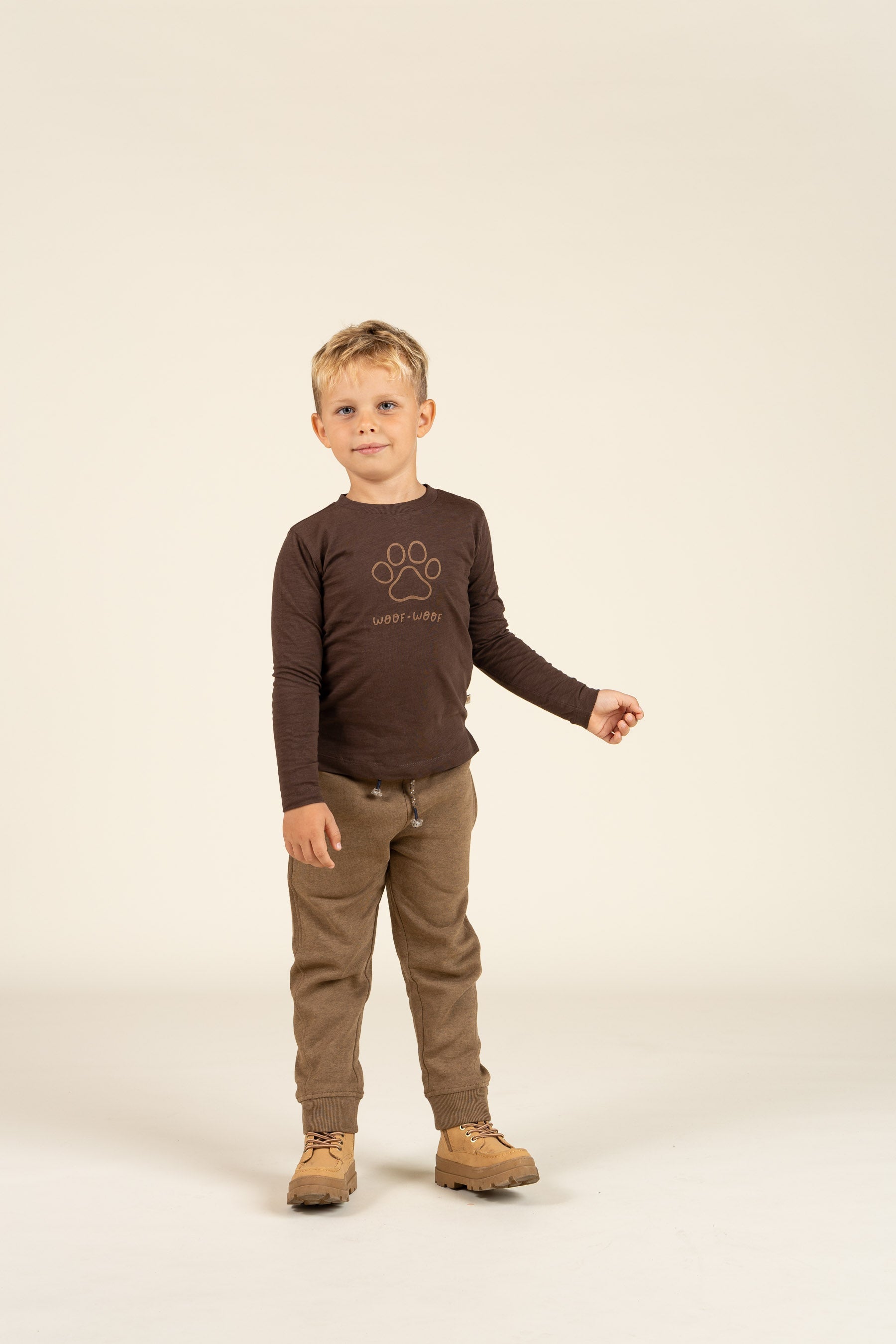 Langærmet T-shirt i Slub Jersey - Kids - Chocolate | 100832 Kevin