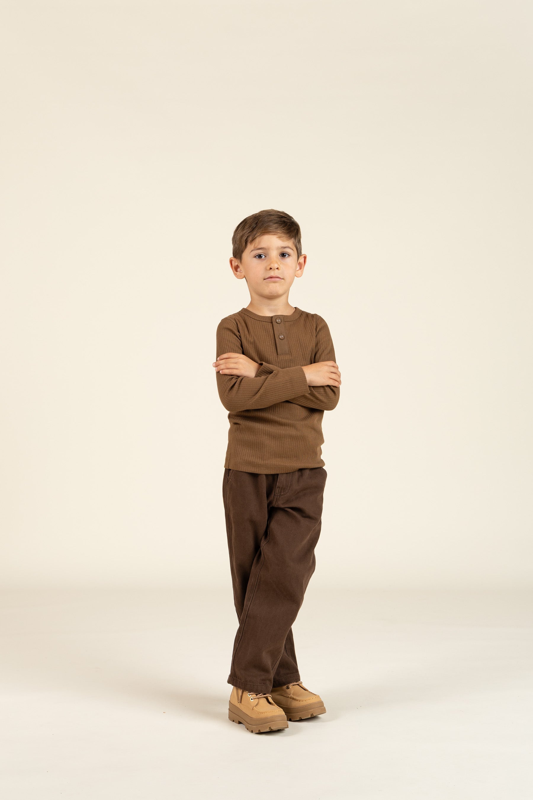 Langærmet T-shirt i Bomuldsrib - Kids - Coffee | 100568 Manson