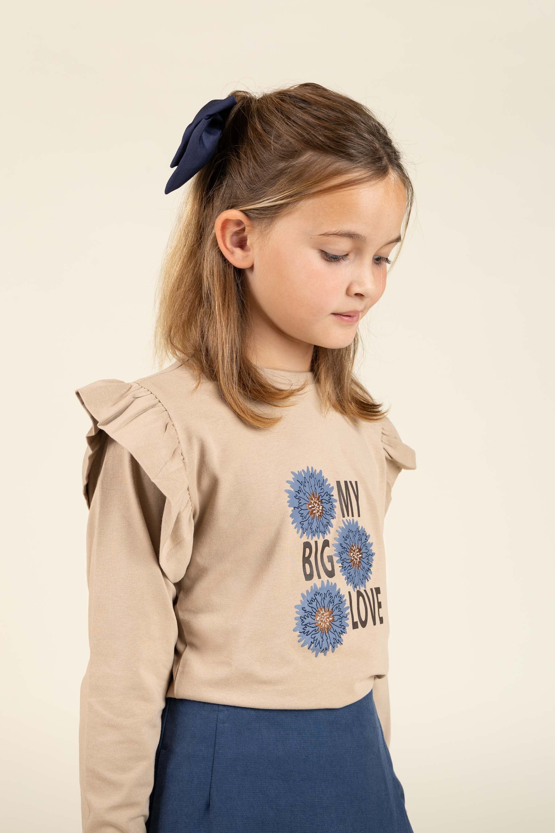 Jersey Bluse med flæseærmer og Print foran - Tween - Caffe Latte | 100843 Demi