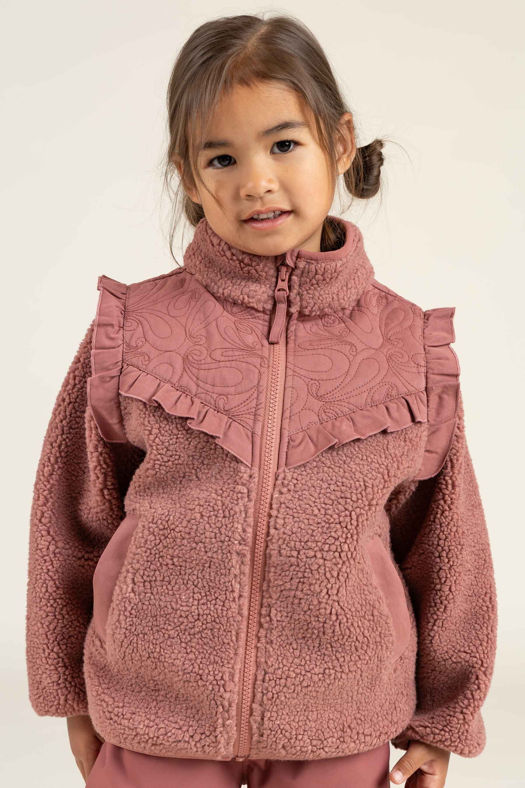 Teddyjakke med lynlås og flæser - Kids - Old Rose | 100636 Madison