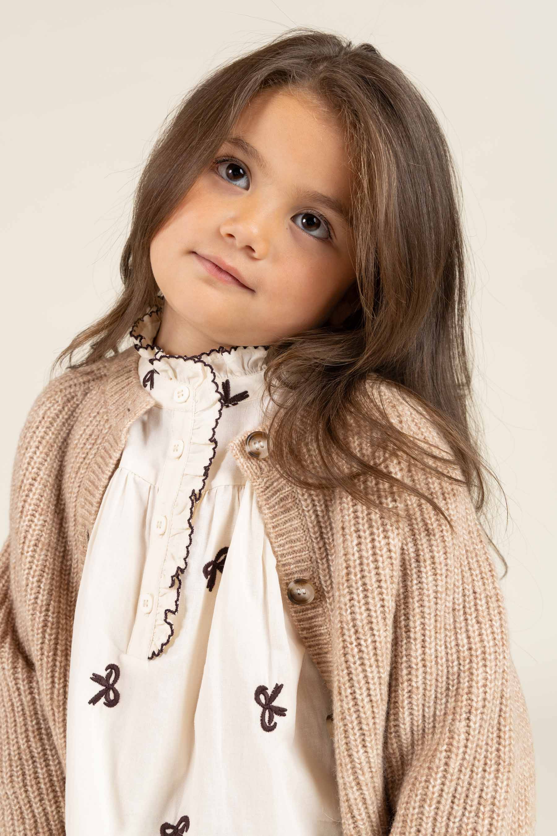 Poplin-bluse med broderi - Kids - Off White | 100673 Adison