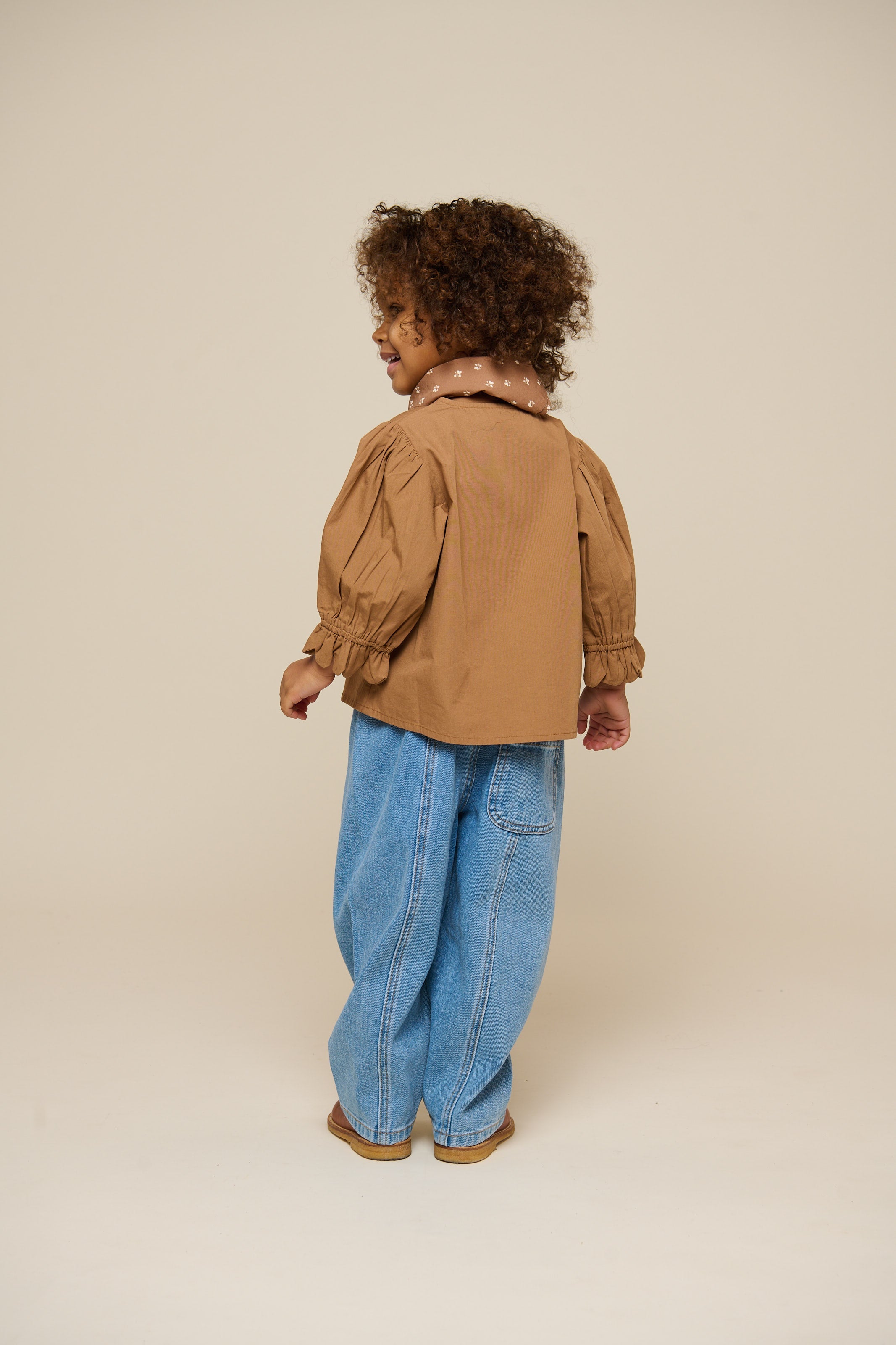 Poplinbluse med muslingekant - Kids - Coconut | 101046 Joy