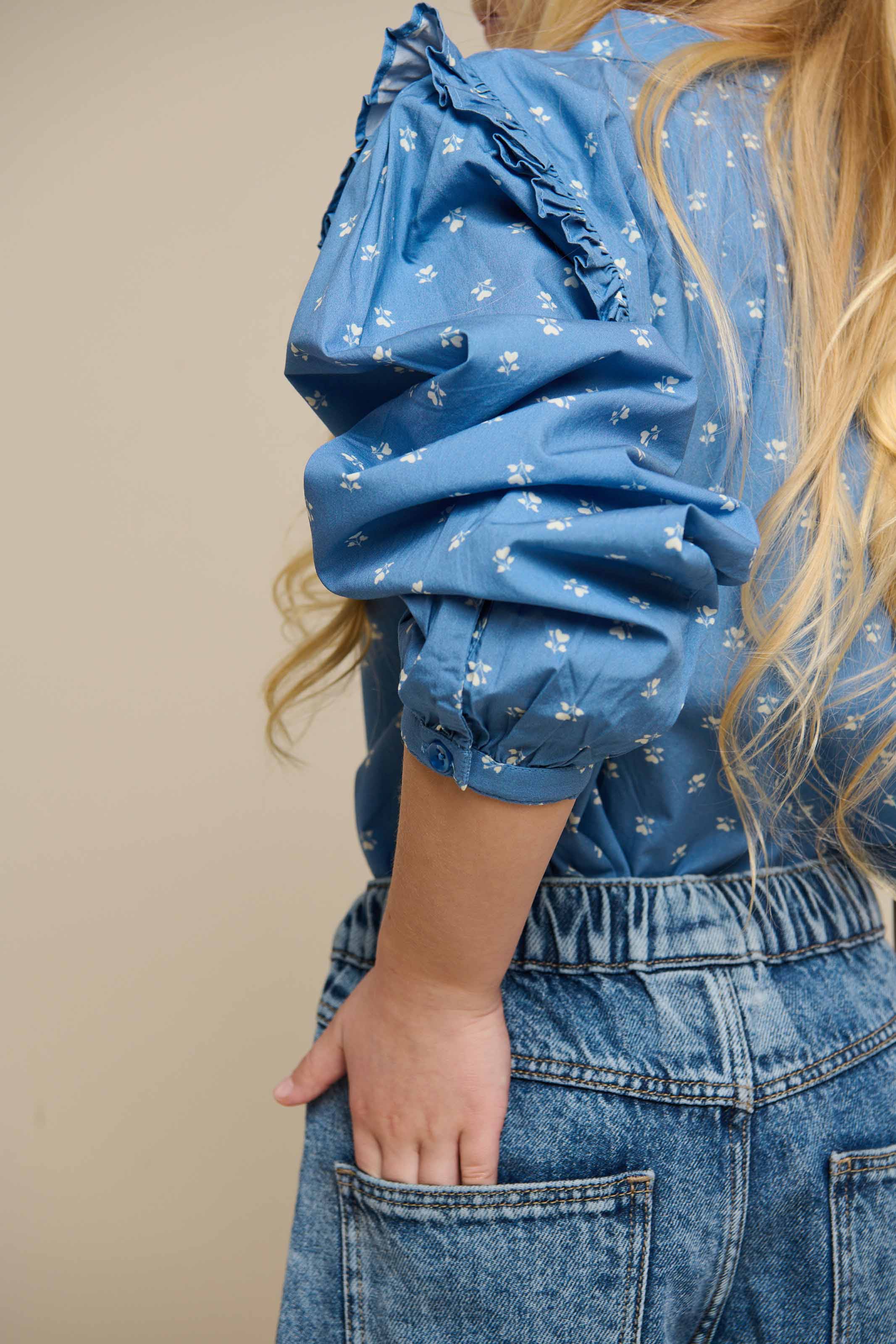 Skjortebluse i printet poplin - Tween - Dusty Blue | 101087 Camilla