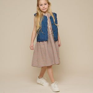 Stribet seersucker kjole - Tween - Brown | 101196 Nadia