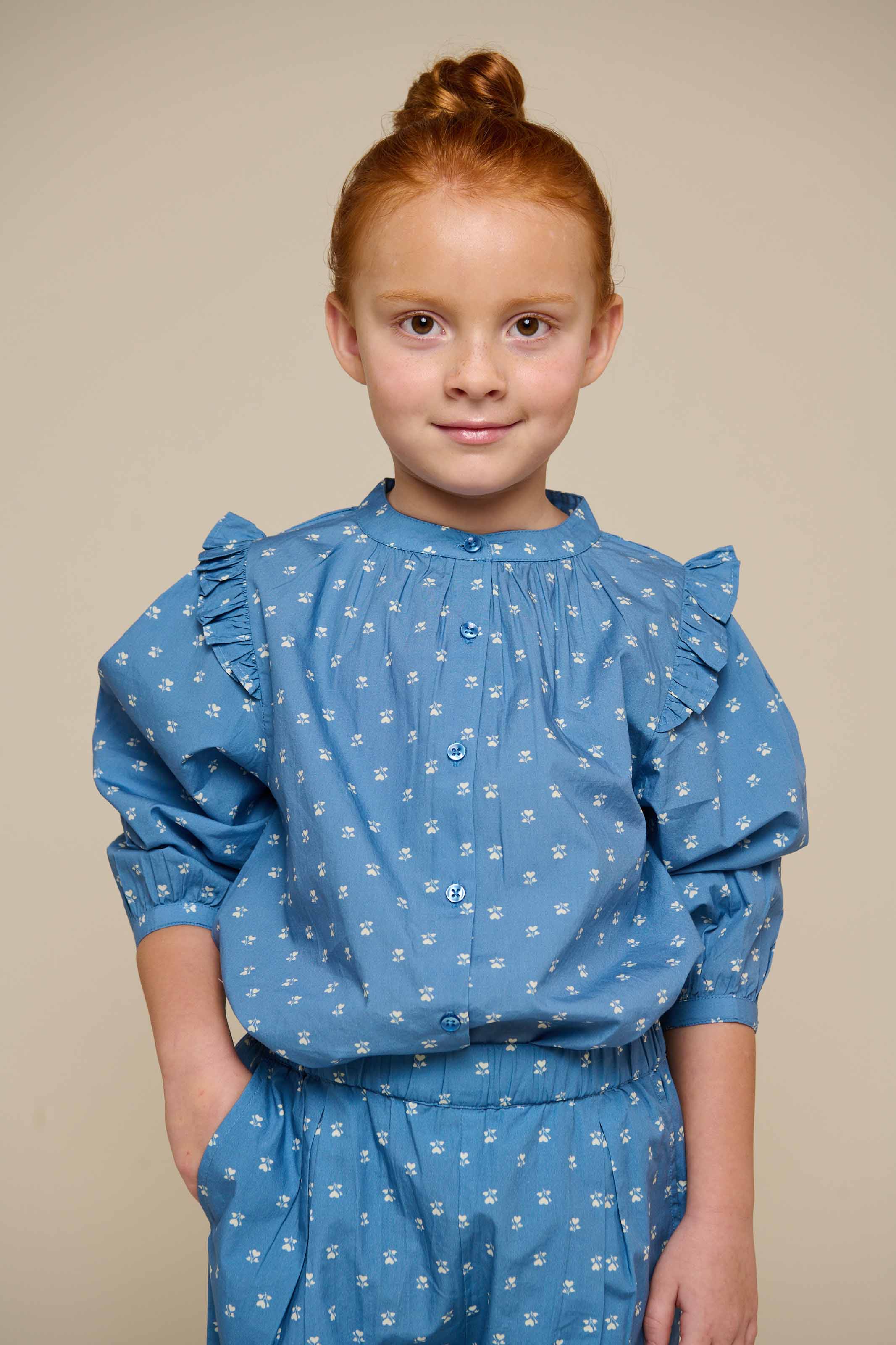 Poplinbukser med print - Tween - Dusty Blue | 101089 Camilla