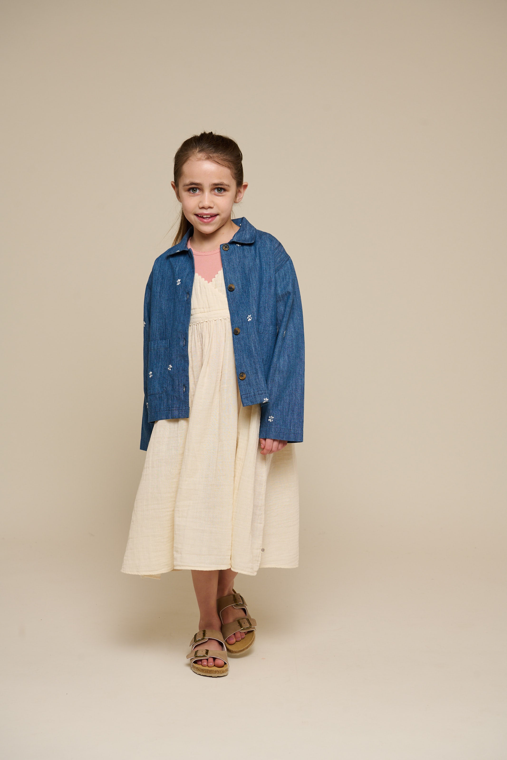 Broderet light-denim skjortejakke - Tween - Blue Denim | 101082 Isabella