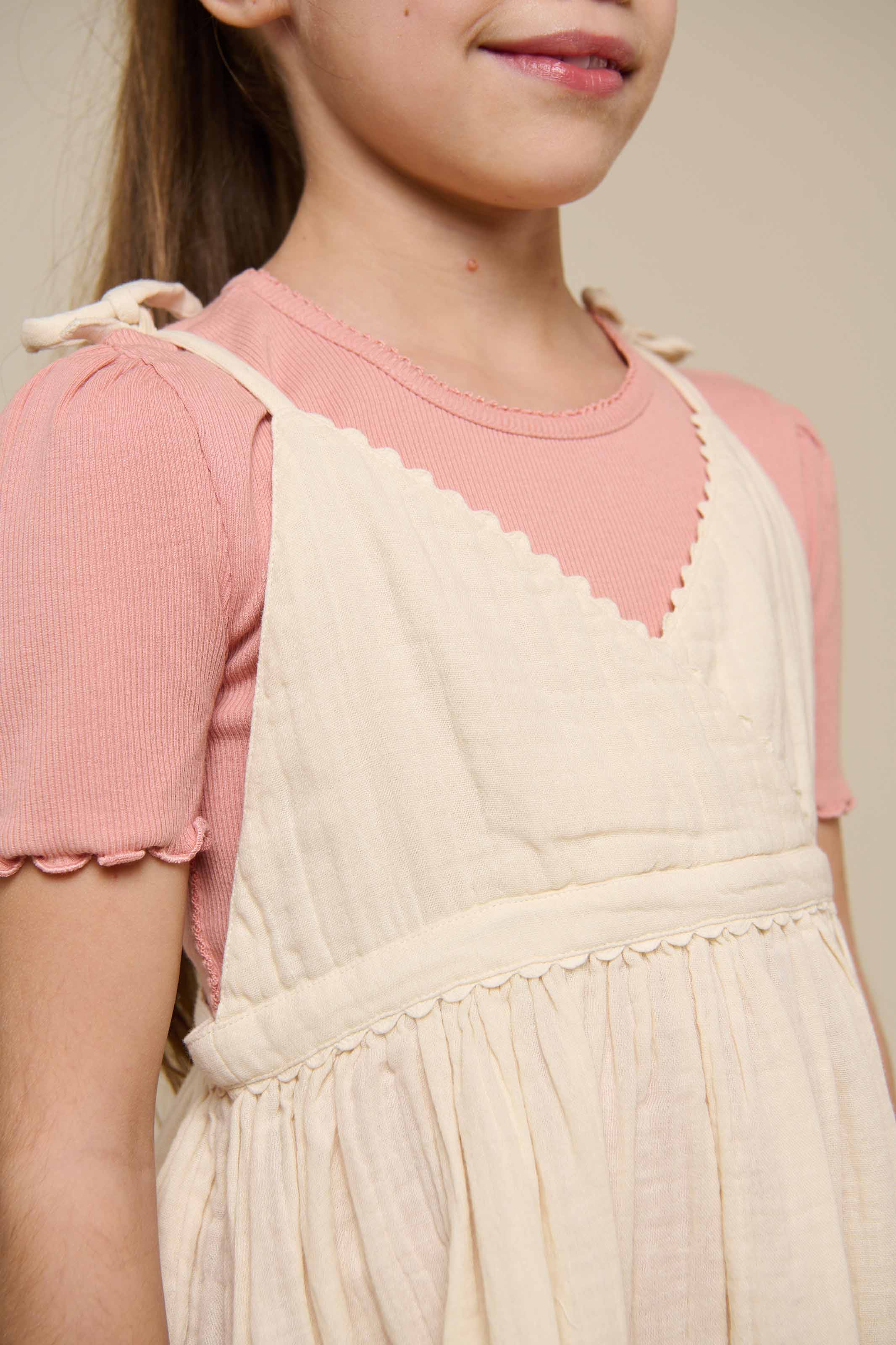 T-shirt i modalrib - Tween - Rose Tan | 101299 Lottie