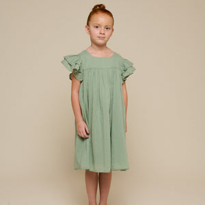 Bomuldskjole med bølgebånd og flæse - Tween - Dusty Green | 101066 Alma