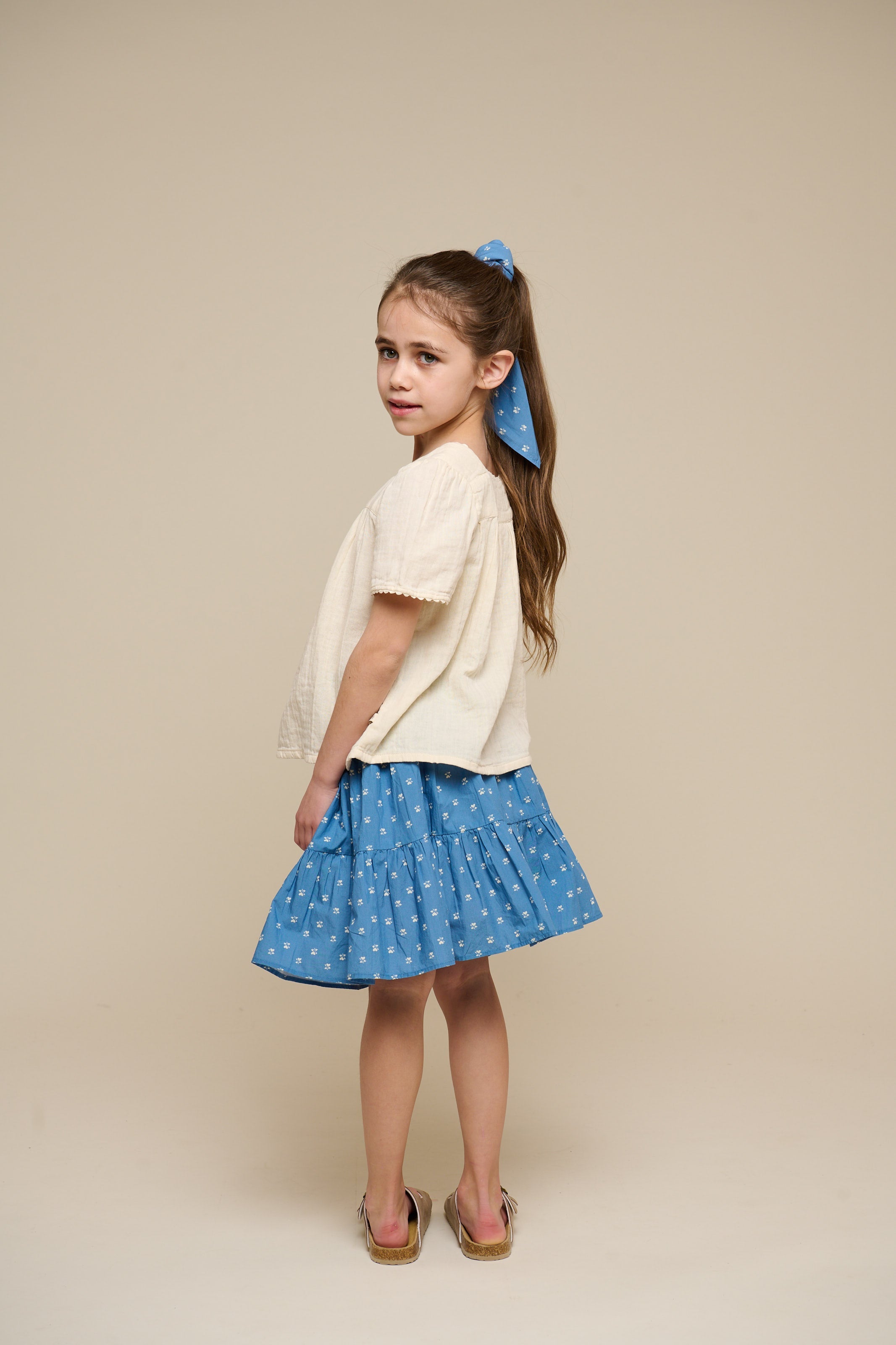 Nederdel i printet poplin - Tween - Dusty Blue | 101085 Camilla