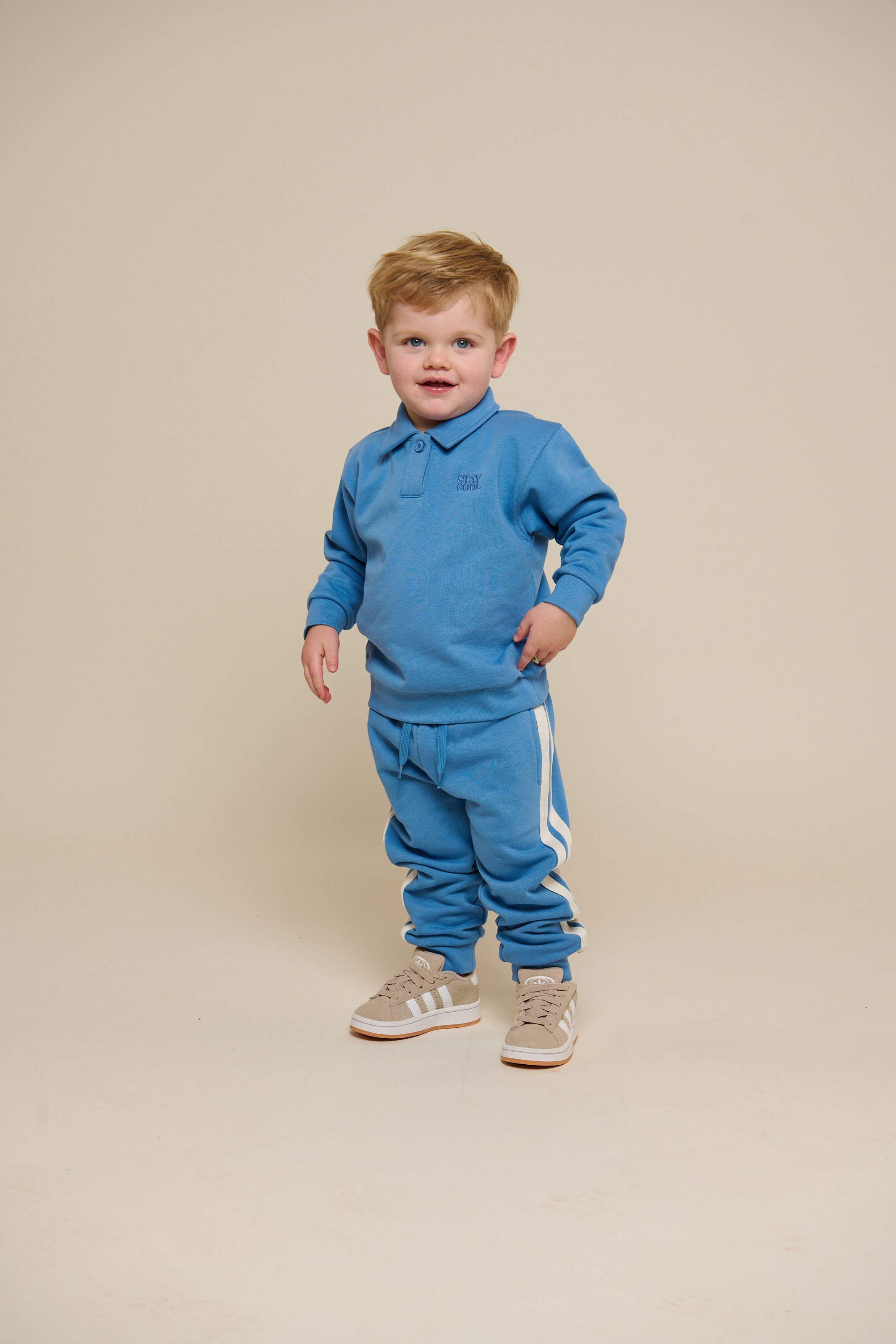 Sweatpants med tape - Kids - Dusty Blue | 101257 Carter