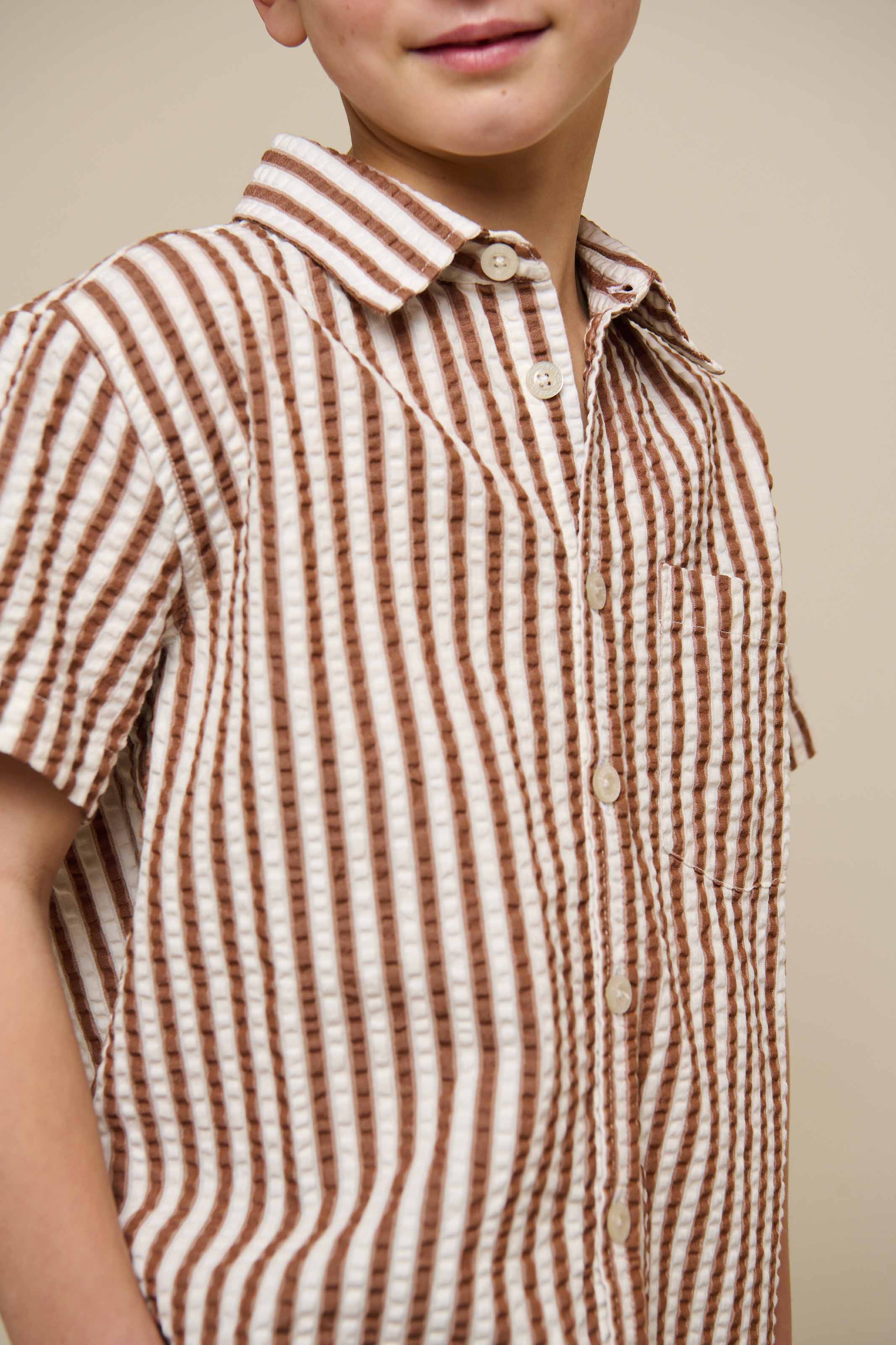 Stribet seersucker skjorte - Tween - Brown | 101186 Frank