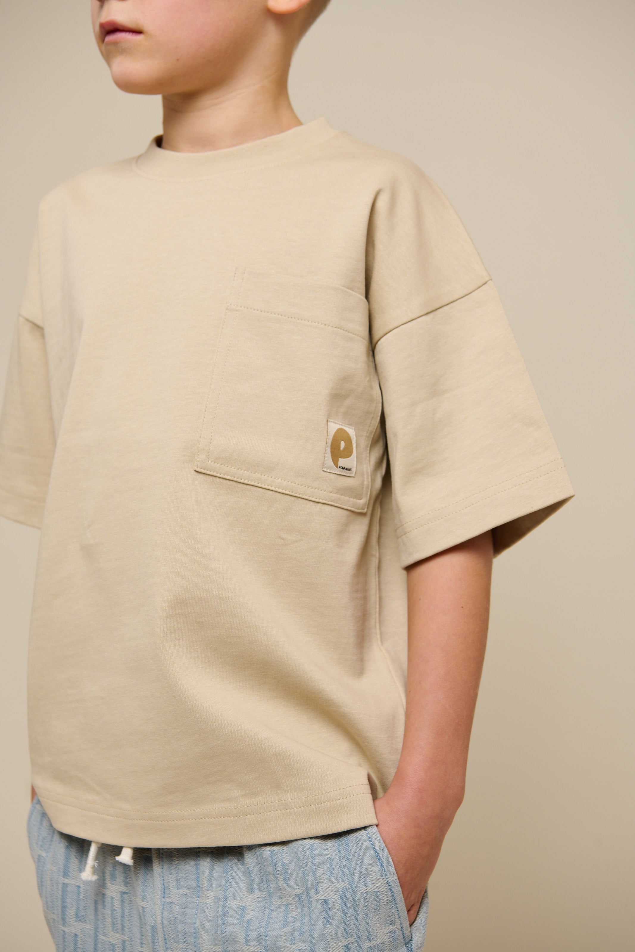 T-shirt med lomme - Tween - Light Sand | 101147 Jasper