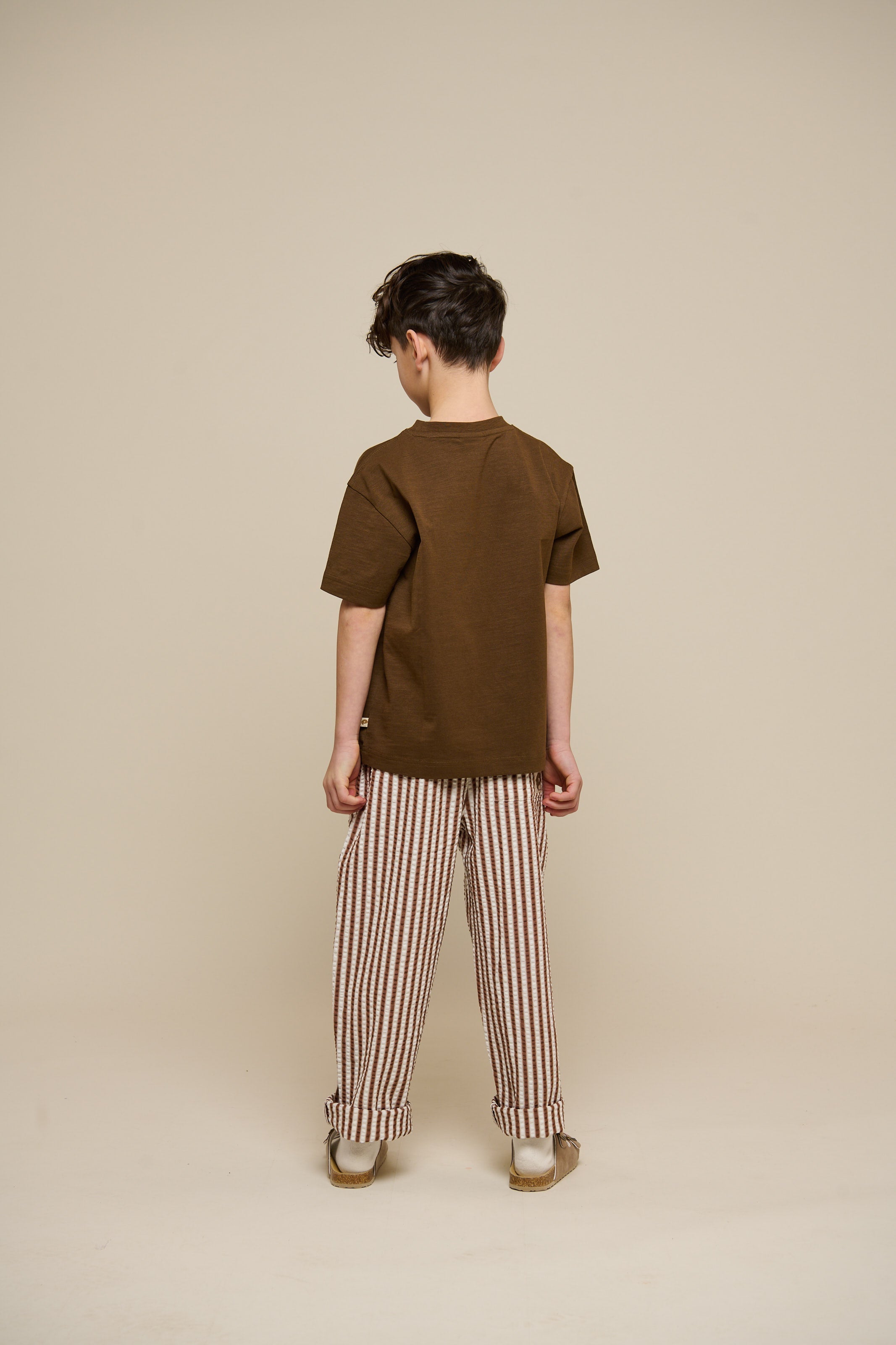 Slub jersey T-shirt med broderi - Tween - Dark Brown | 101158 Villum