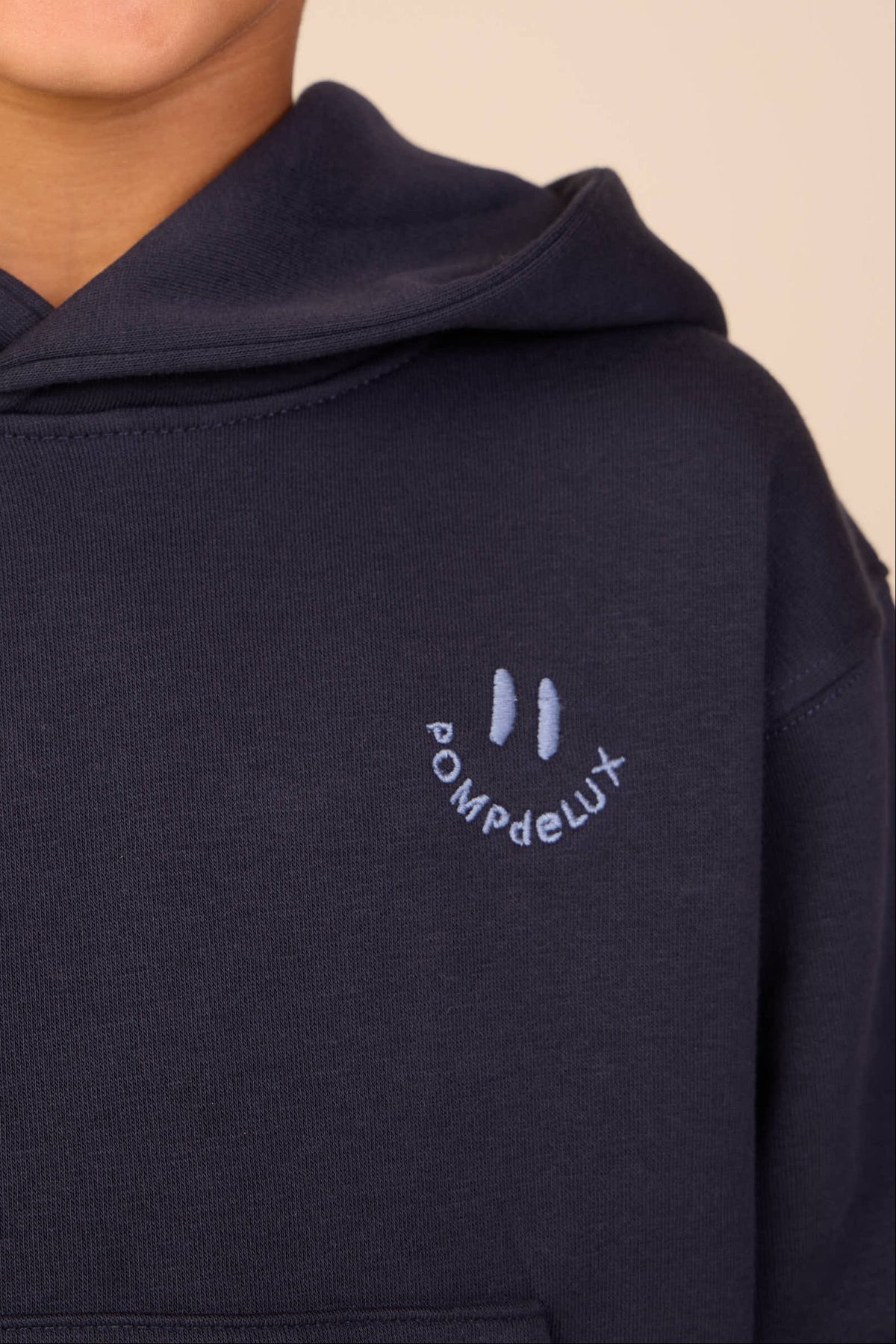 Hoodie med smiley broderi Kids - Navy | 101579 Andrew