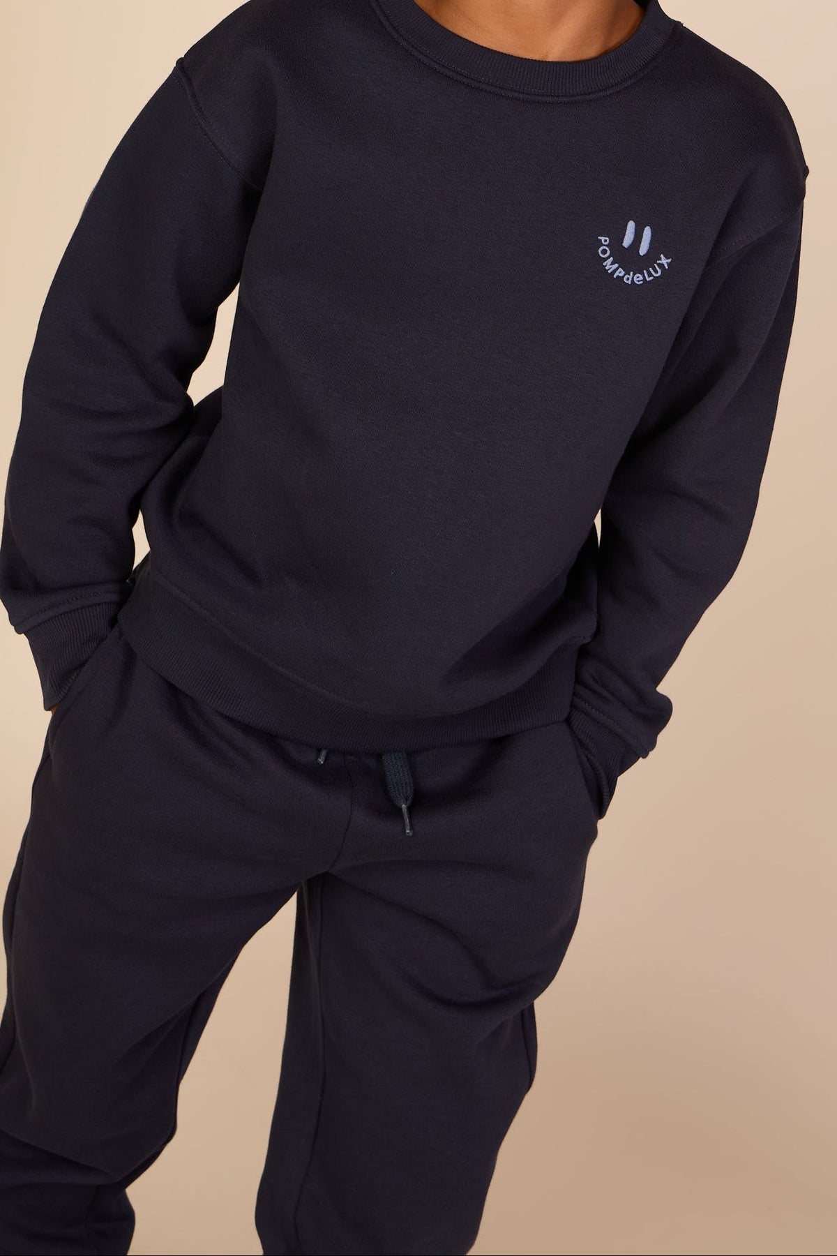 Rundhalset sweatshirt med smiley broderi Kids - Navy | 101573 Andrew