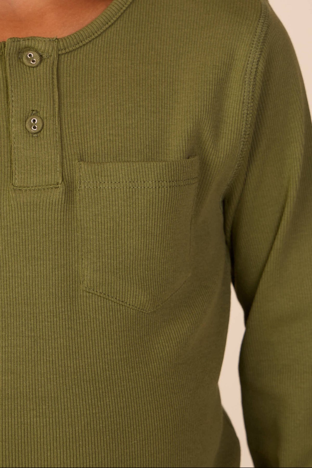 Ribbet langærmet T-shirt med stolpelukning Kids - Moss Green | 101593 Conrad