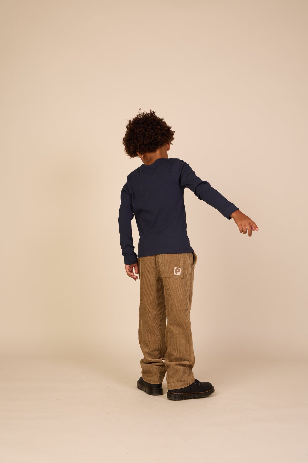 Ribbet langærmet T-shirt med stolpelukning Tween - Navy | 101592 Conrad