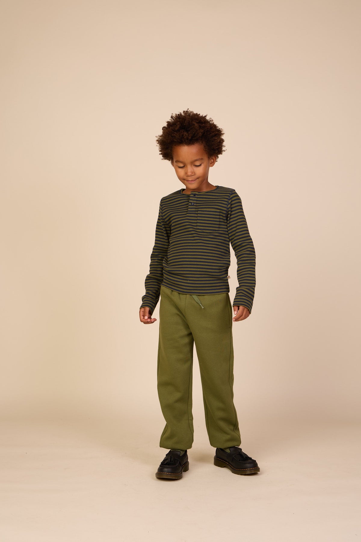 Joggingbukser med smiley broderi Tween - Moss Green | 101588 Andrew