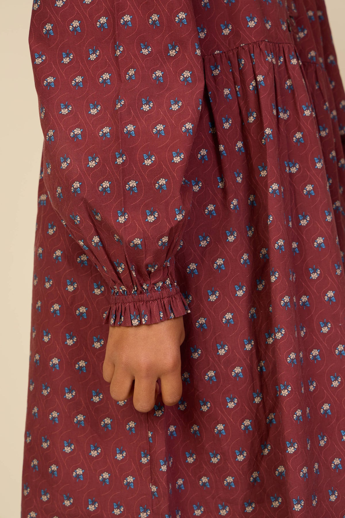 Poplin-kjole med stolpelukning Tween - Bordeaux Flowerprint | 101439 Julia