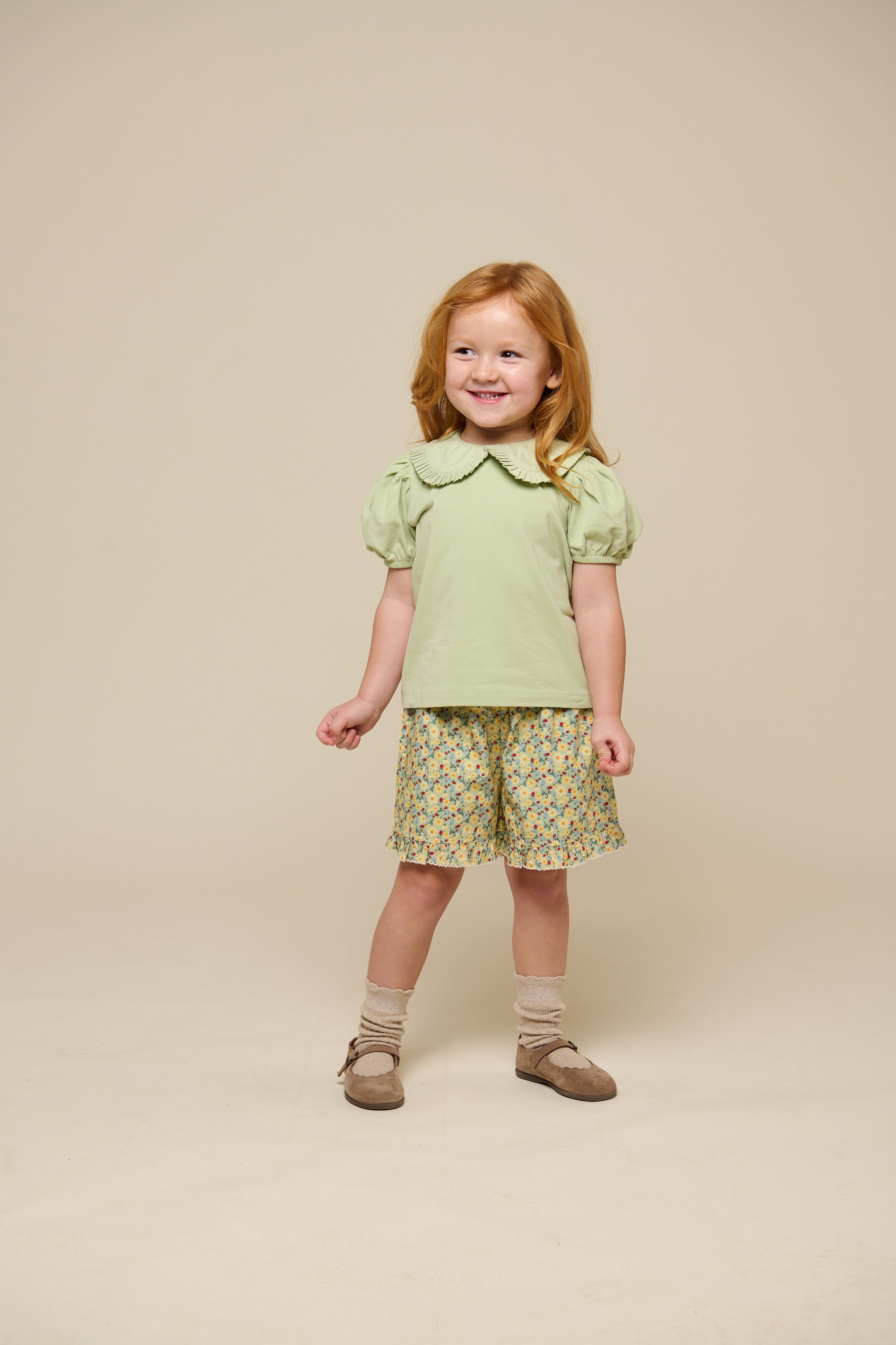 Blomsterprintede poplinshorts - Kids - Green | 100958 Poppy