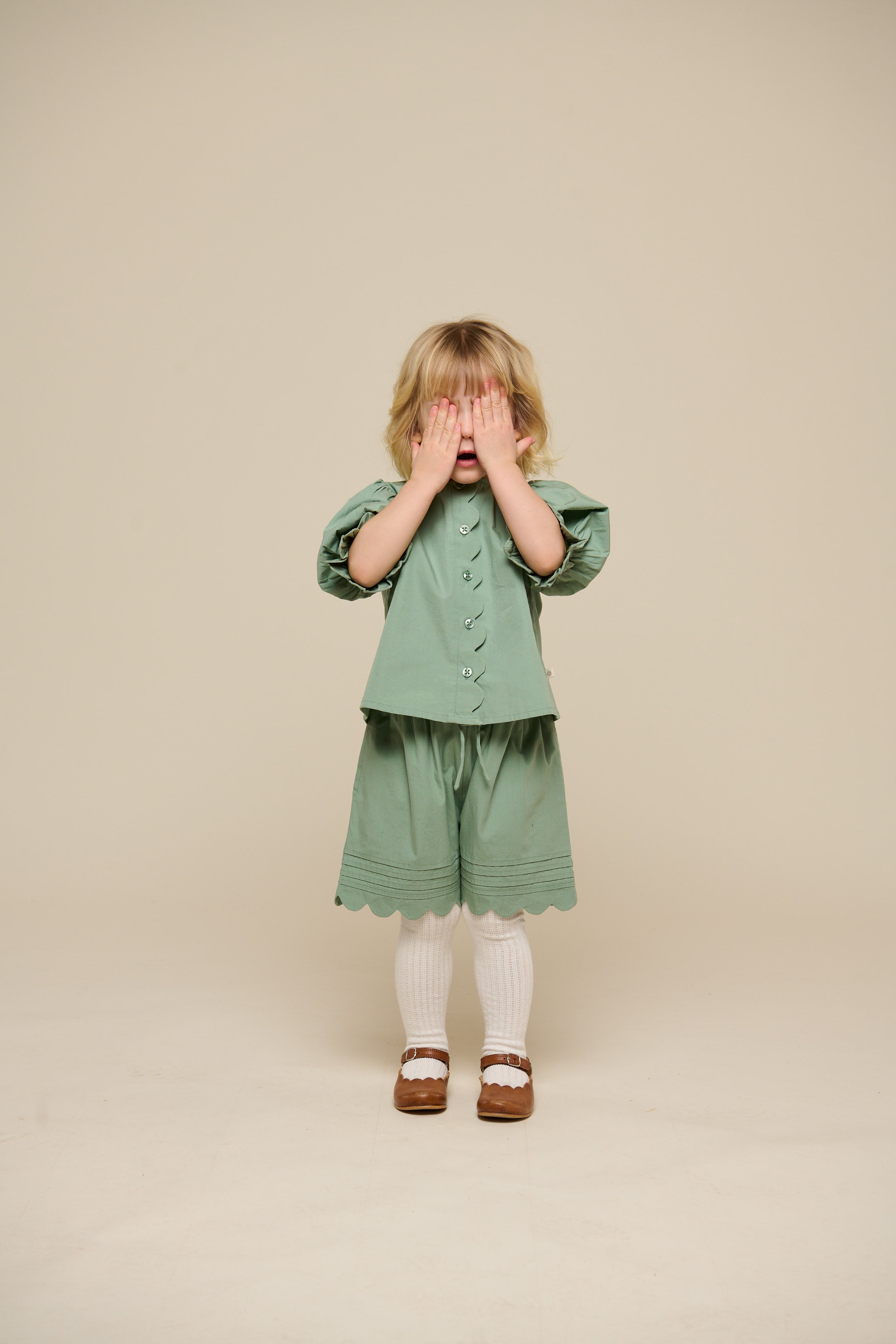 Poplinshorts med muslingekant - Kids - Dusty Green | 101045 Joy