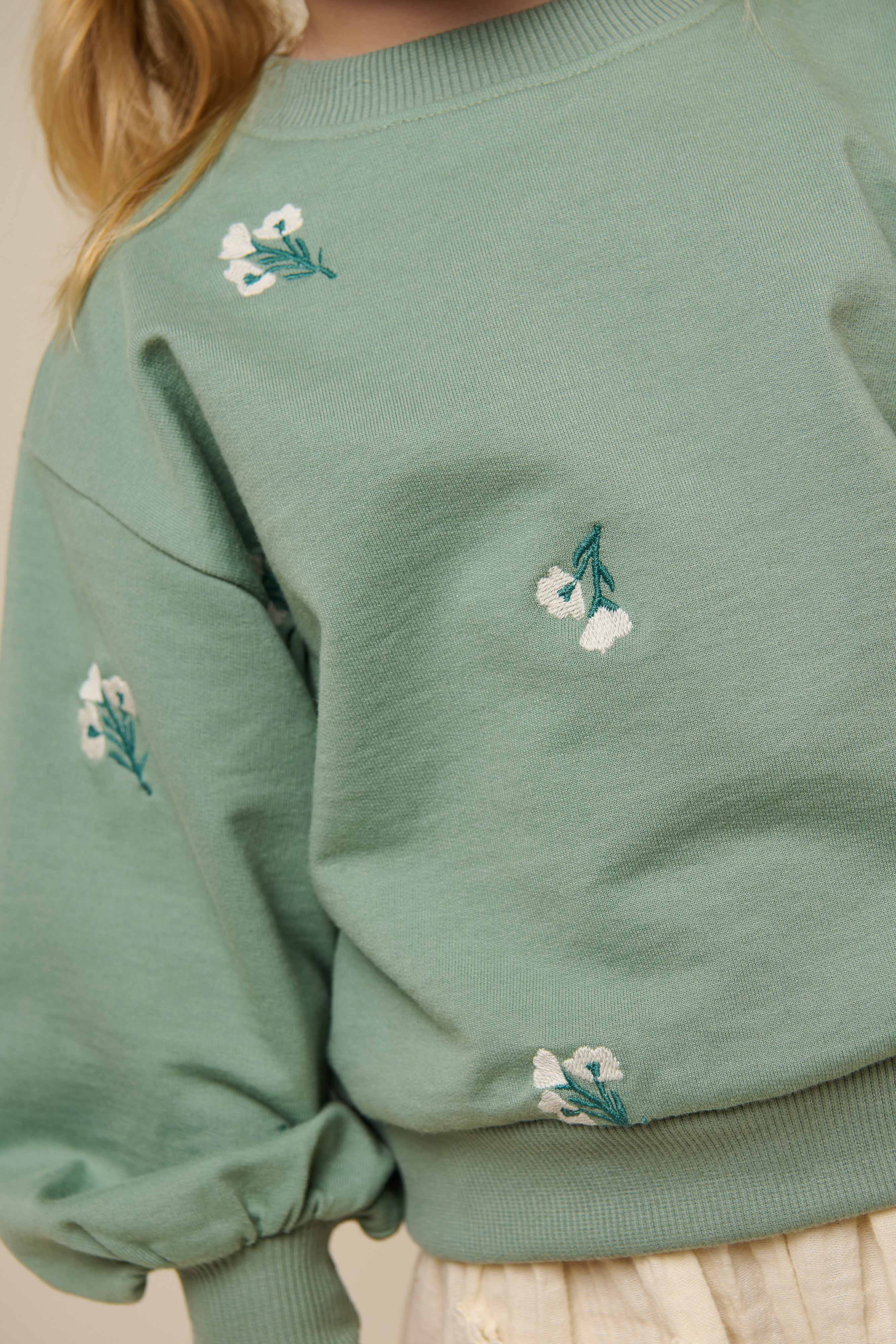 Broderet crewneck sweatshirt - Kids - Dusty Green | 101211 Kimber