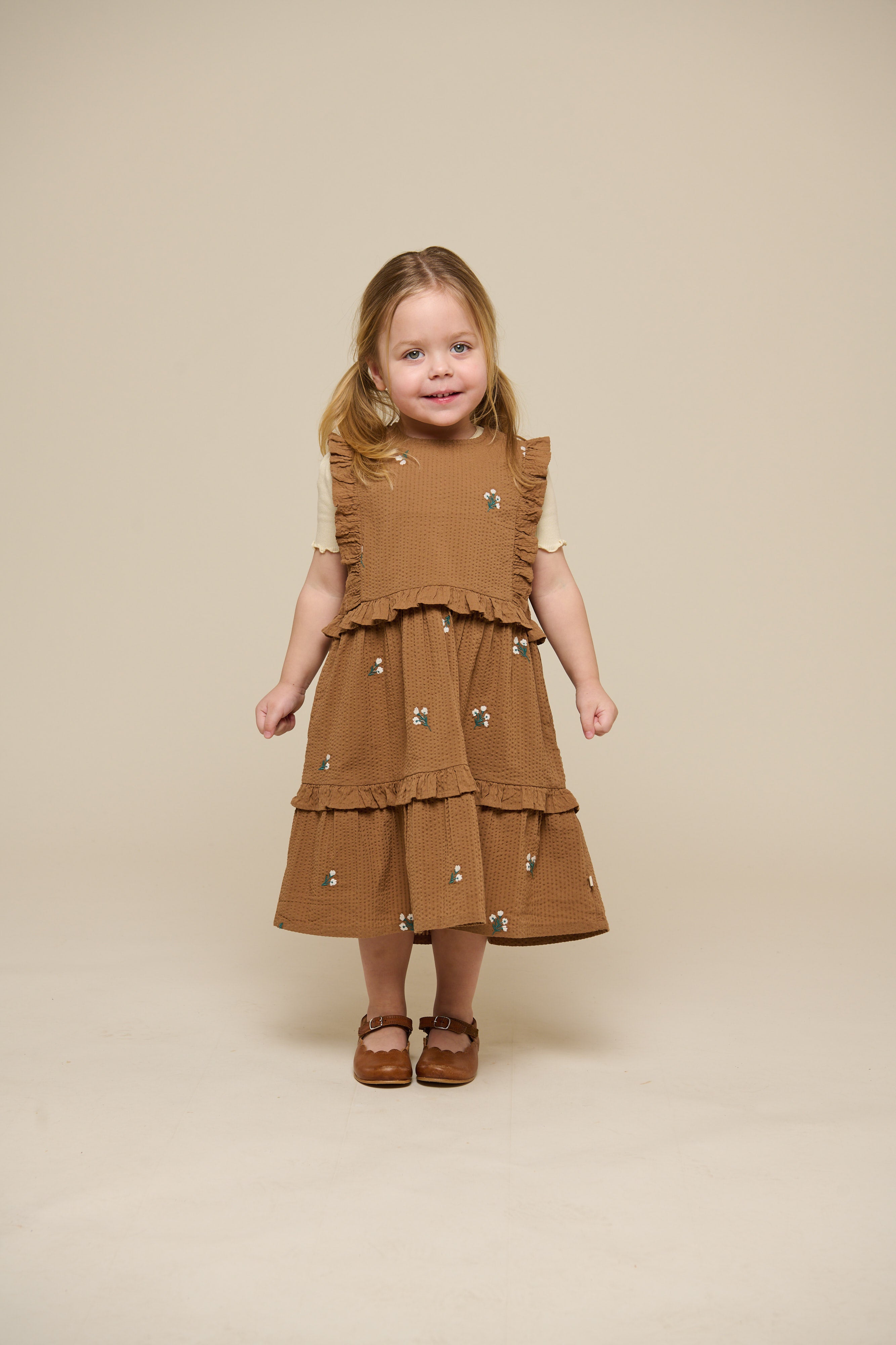 Broderet seersucker kjole - Kids - Coconut | 100978 Nora