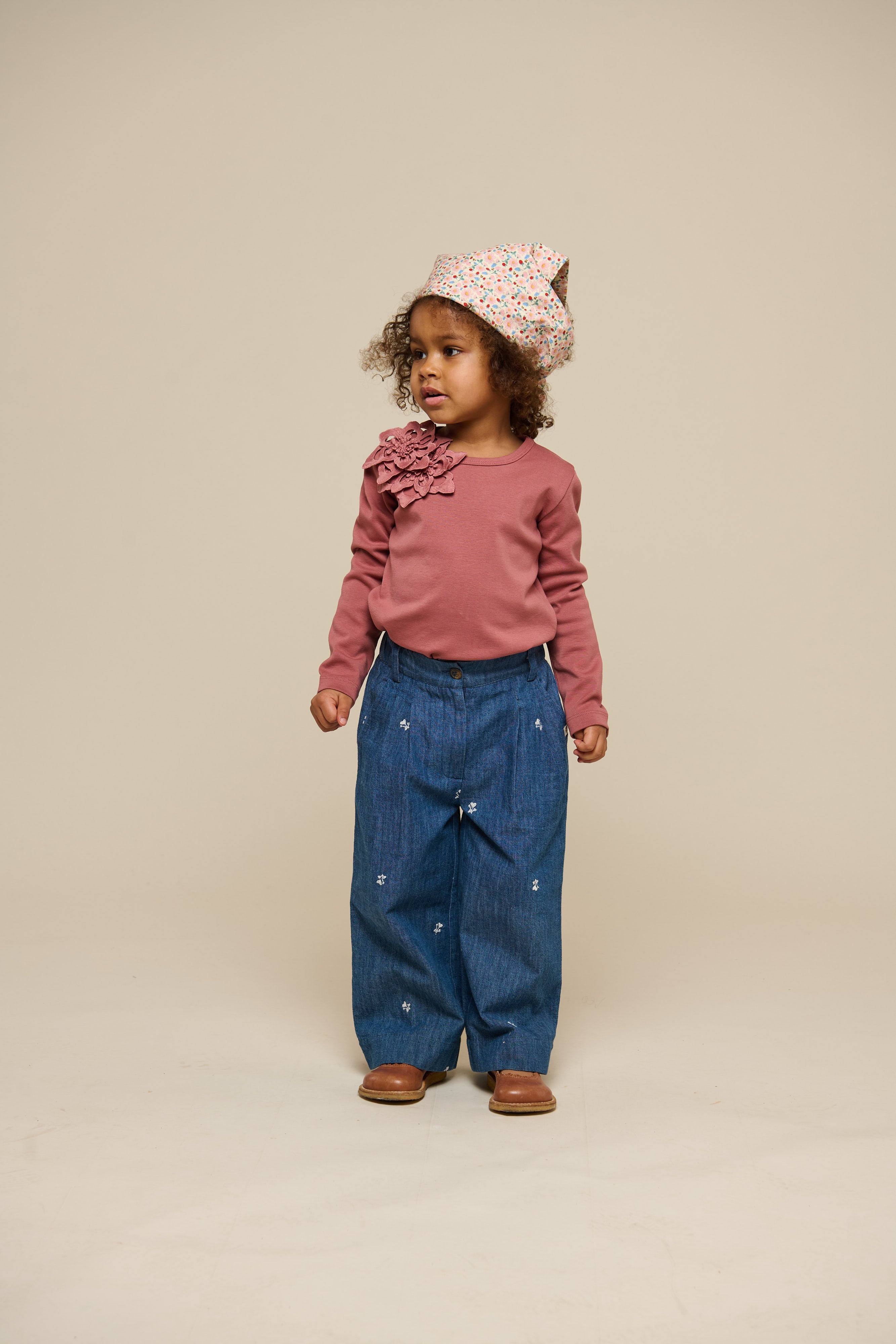 T-shirt med blomsterapplikation - Kids - Old Rose | 101233 Sarah